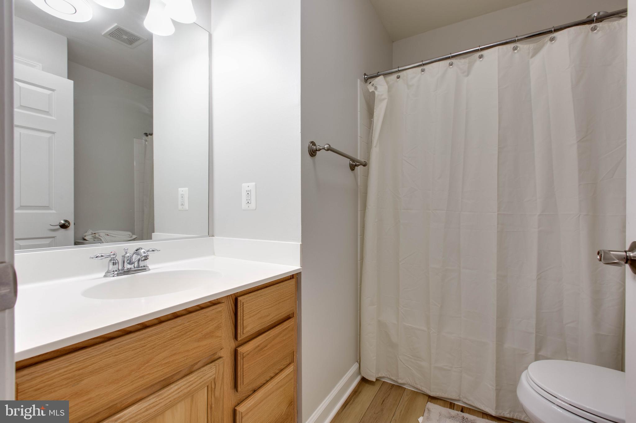 VILLAGES OF DORCHESTER - Residential Lease