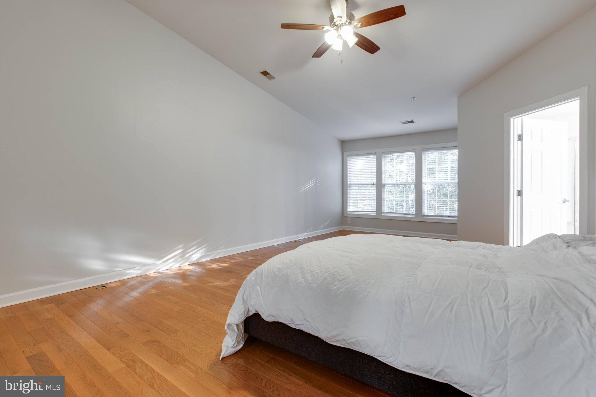 VILLAGES OF DORCHESTER - Residential Lease