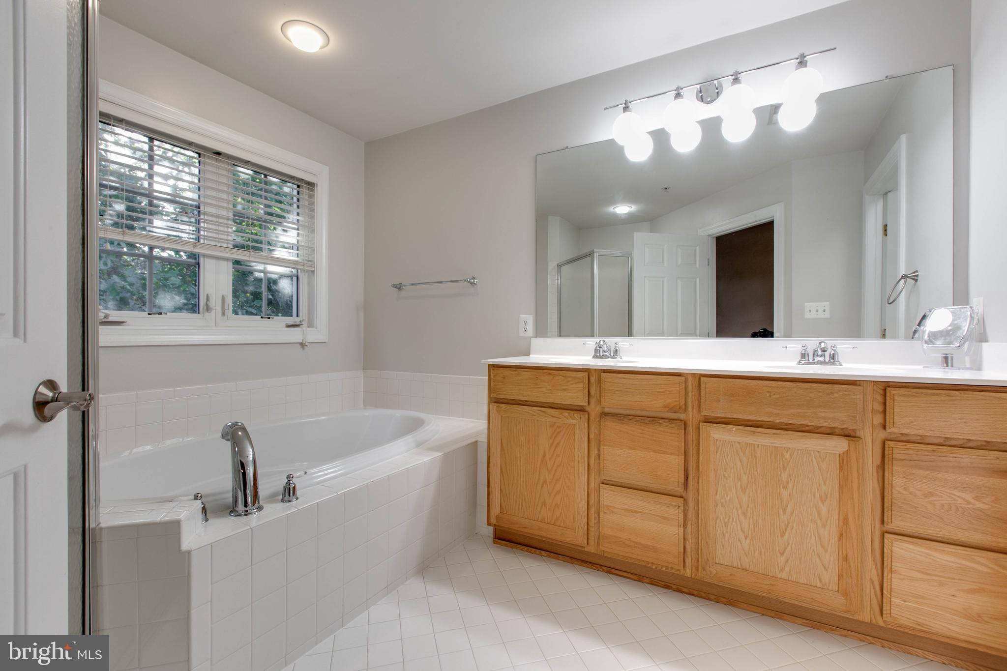 VILLAGES OF DORCHESTER - Residential Lease