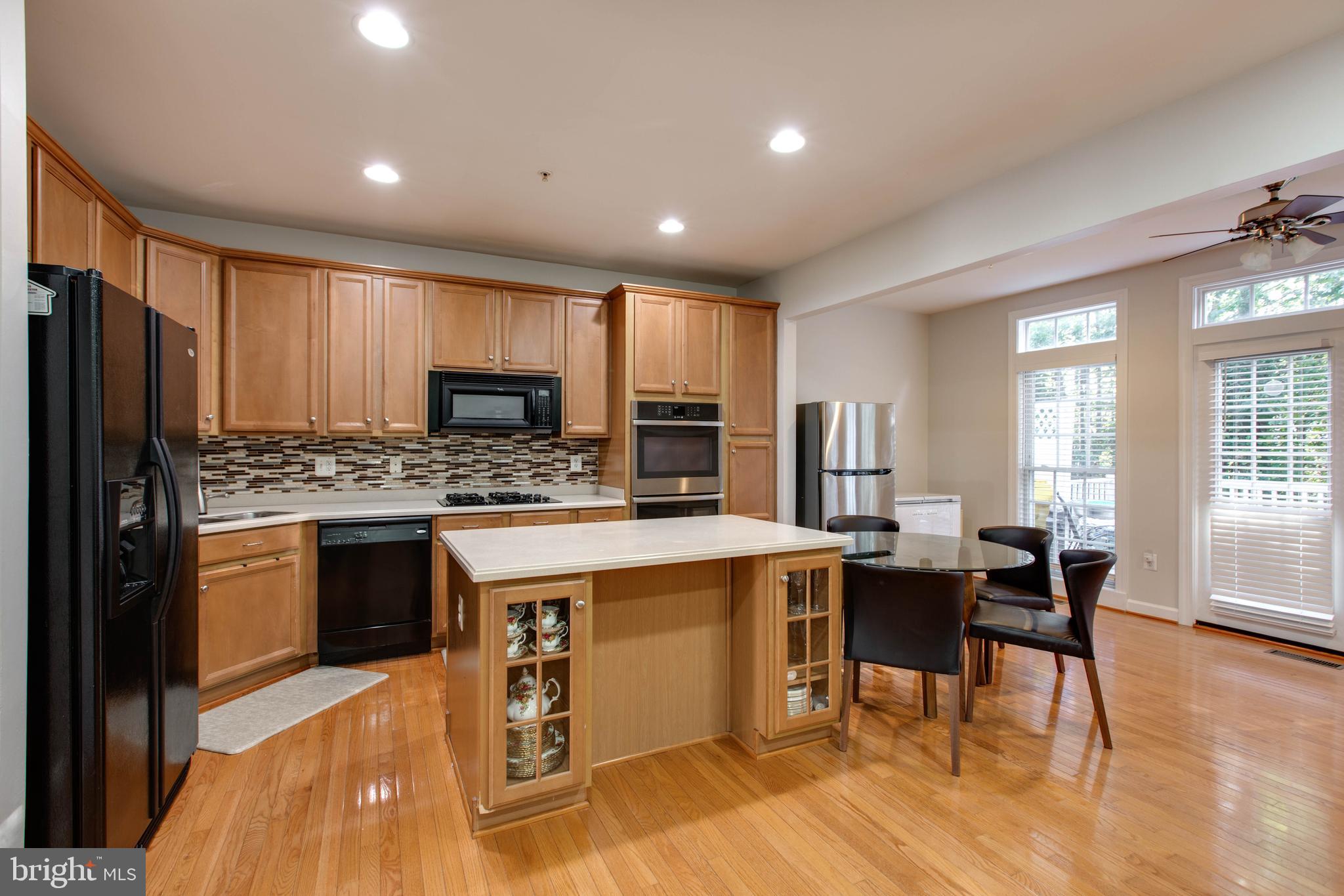 VILLAGES OF DORCHESTER - Residential Lease