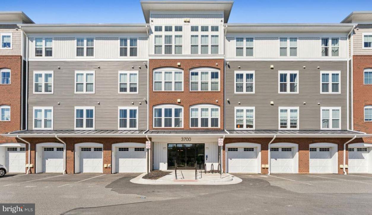 3700 HAVERTILL LANE 202
