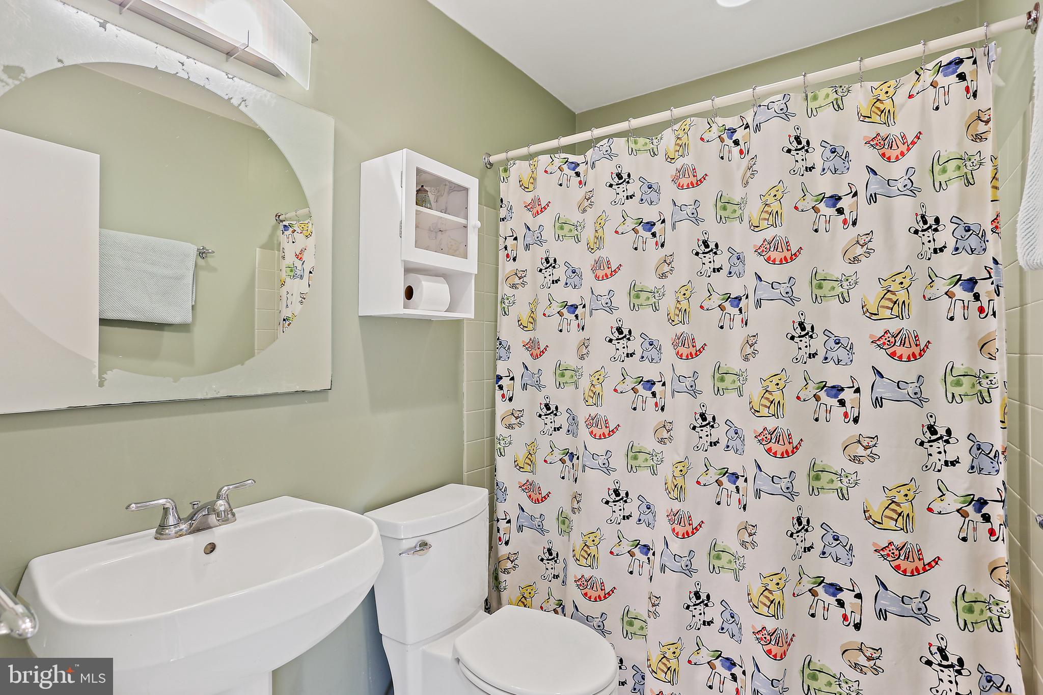 MANOR WOODS - Residential