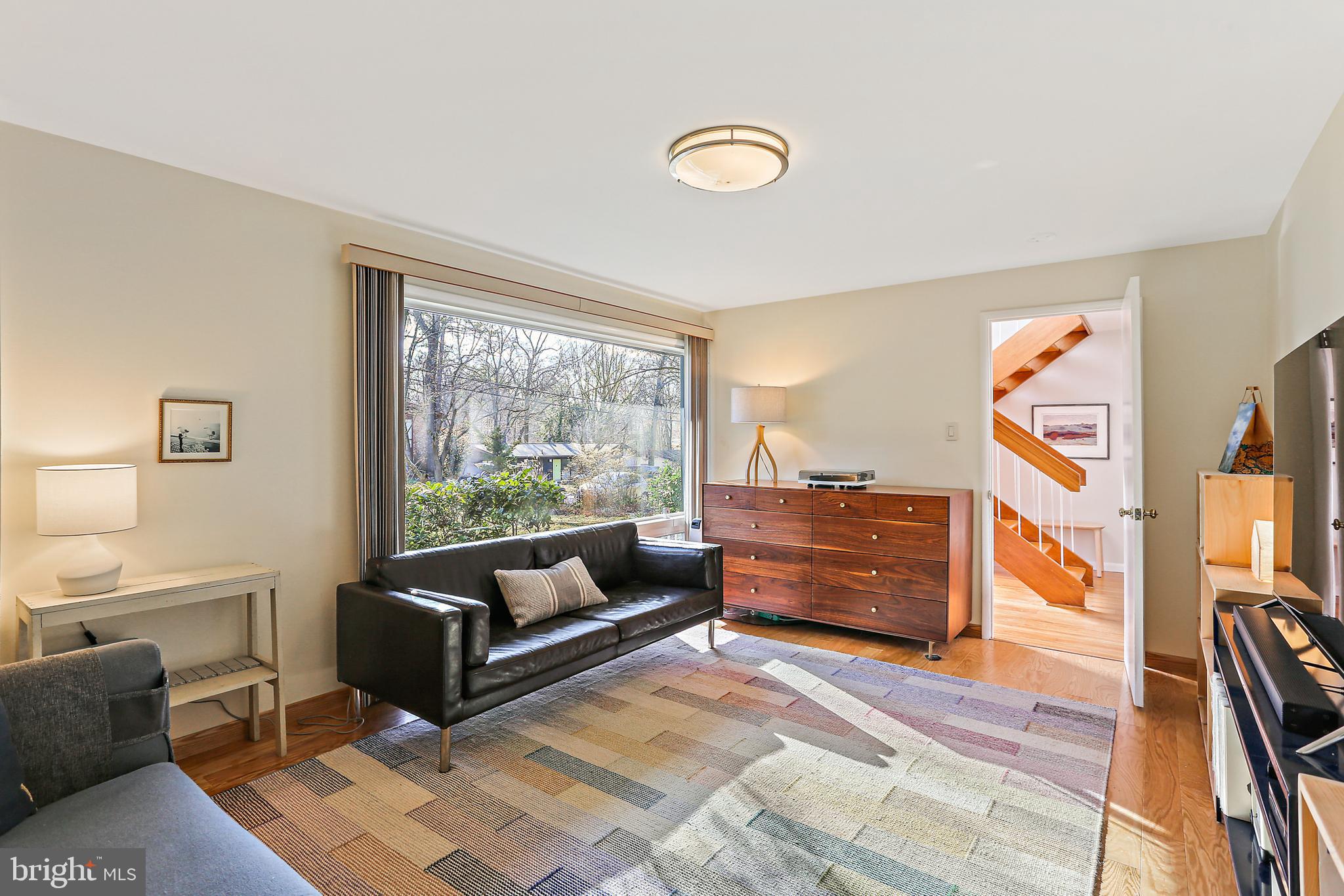 MANOR WOODS - Residential