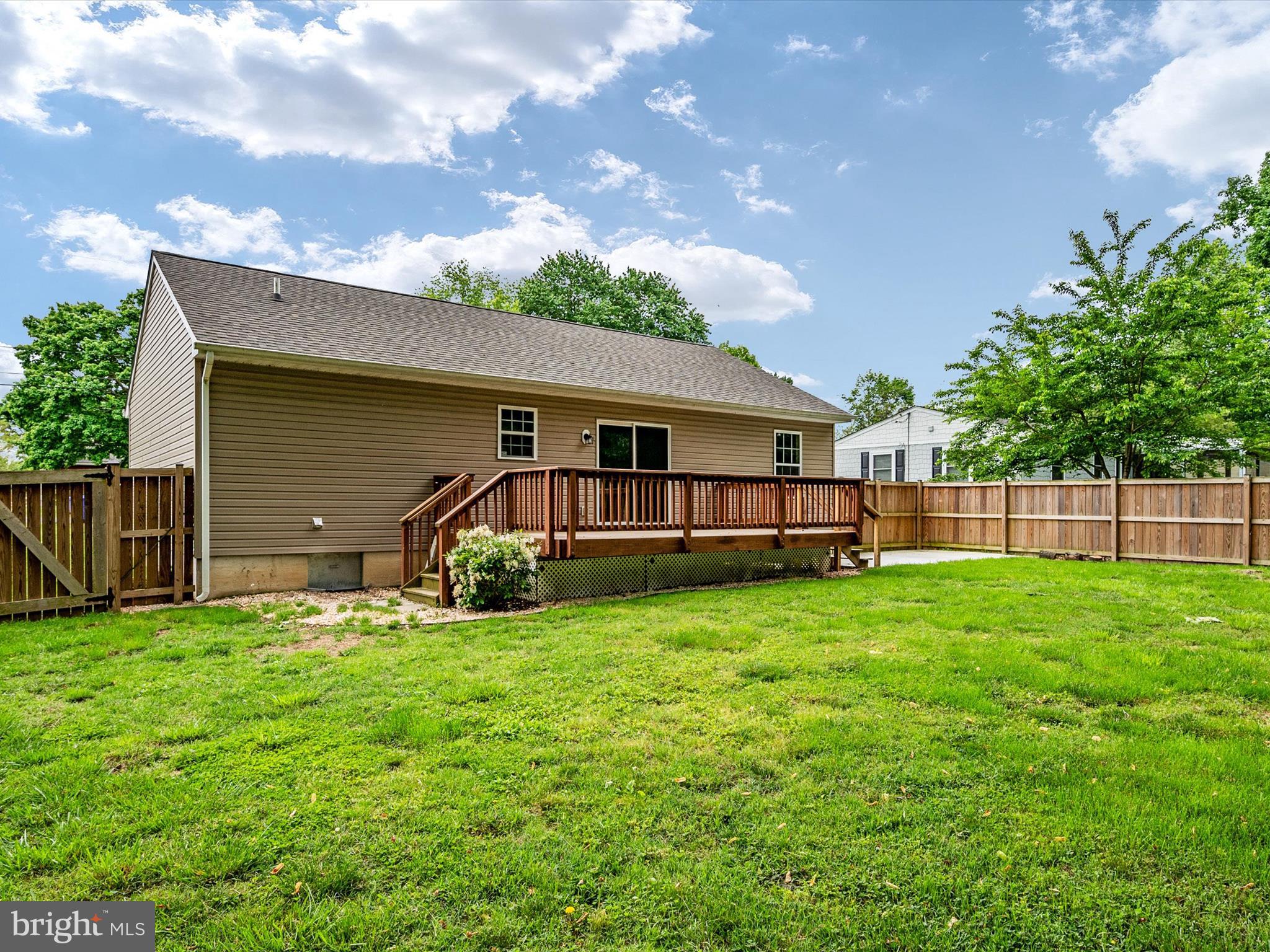 QUAKER ESTATES - Residential