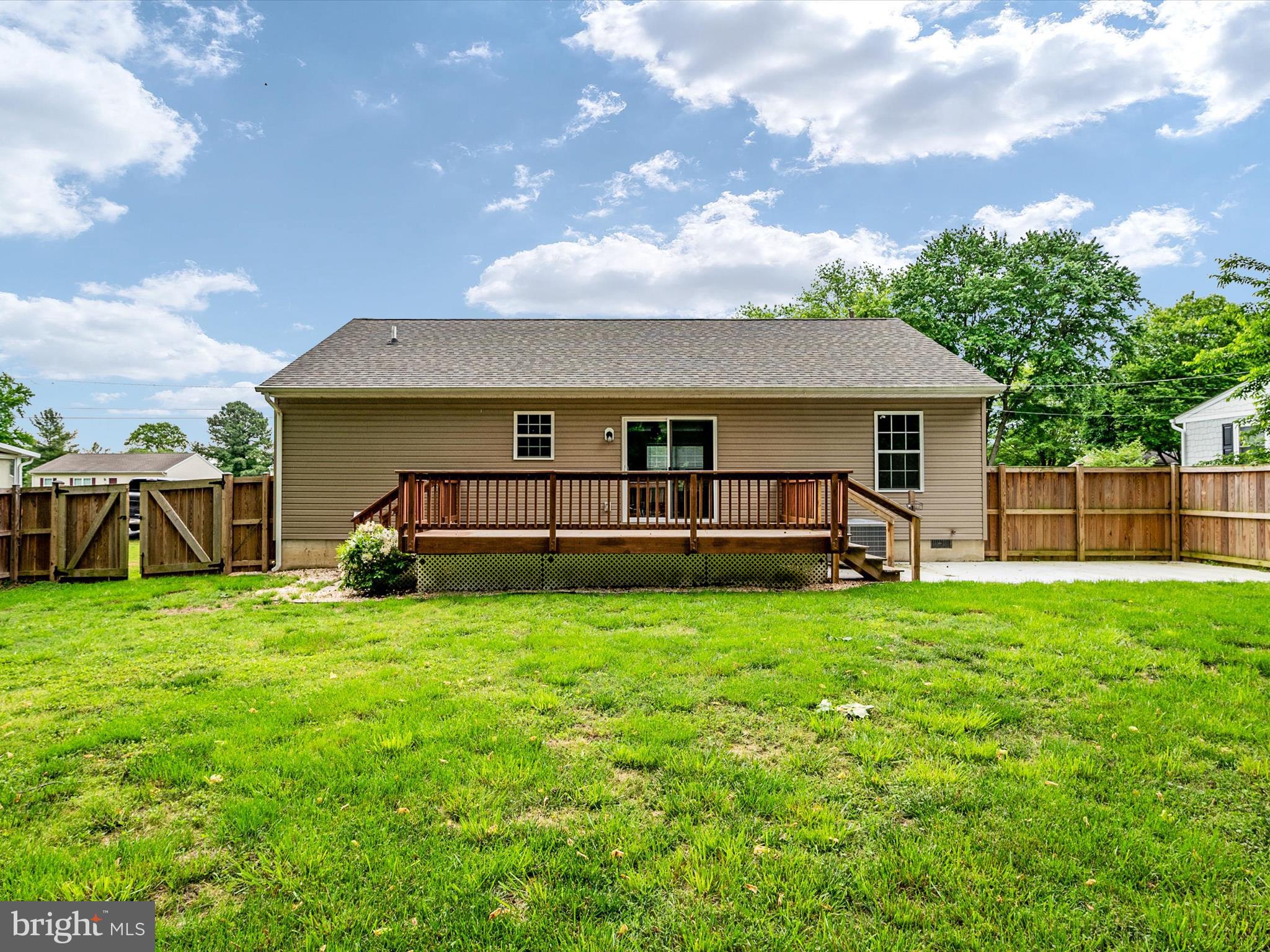 QUAKER ESTATES - Residential