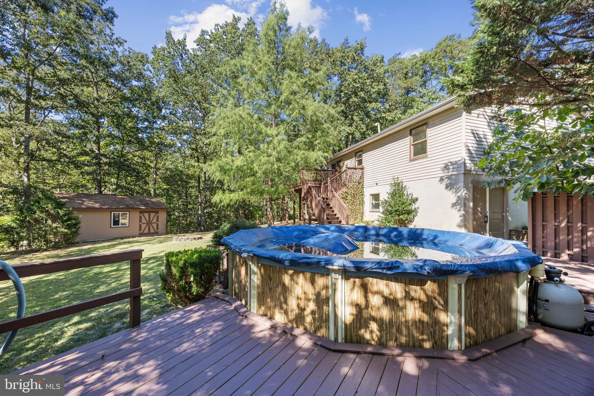 THREE RUN WOODS - Residential