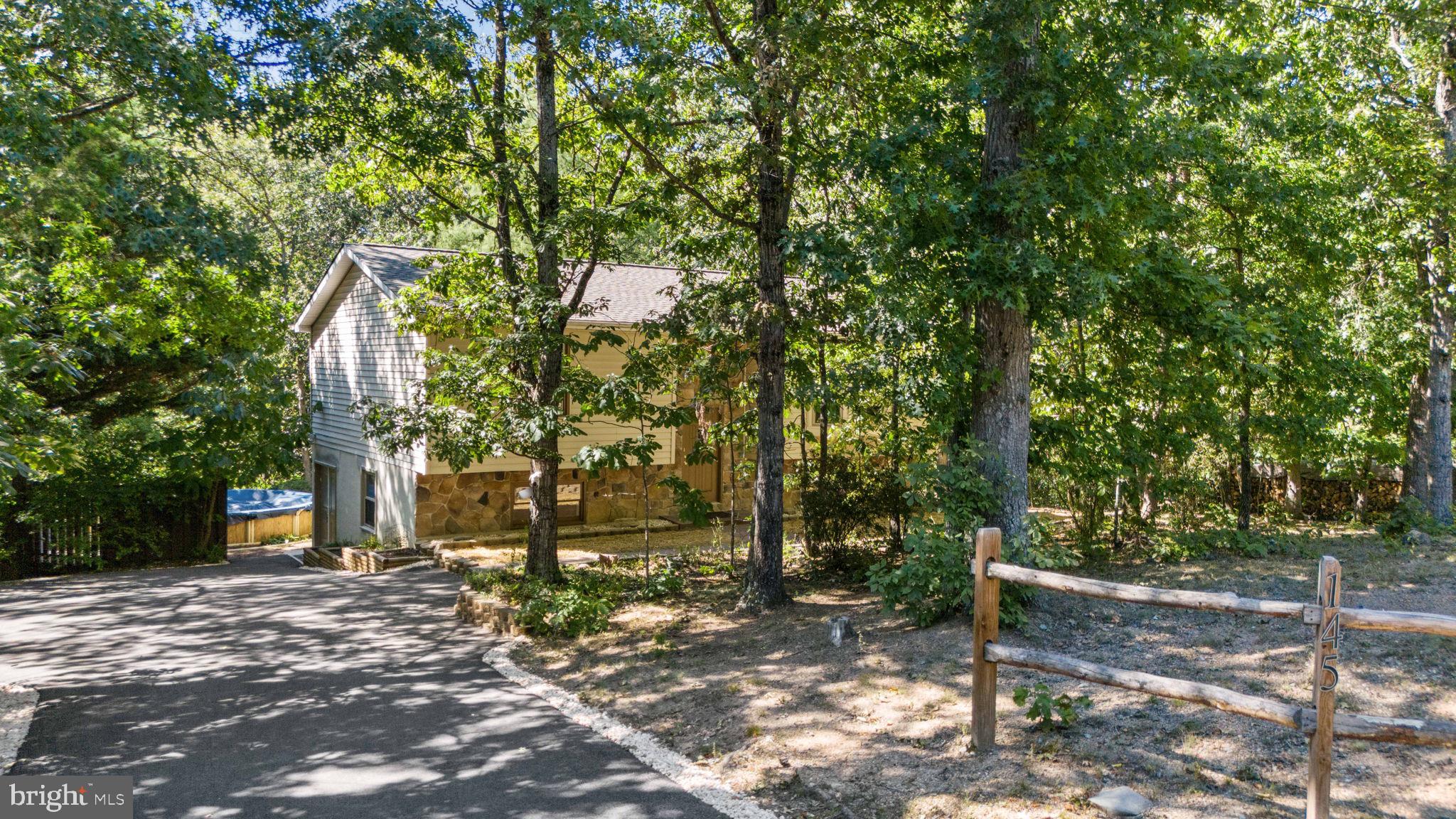 THREE RUN WOODS - Residential