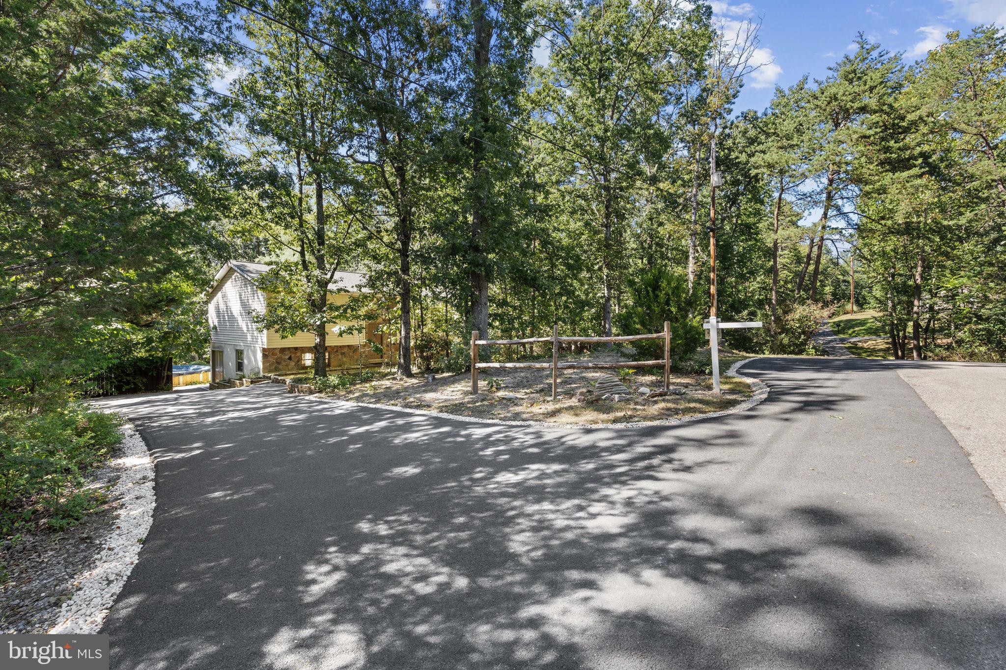 THREE RUN WOODS - Residential