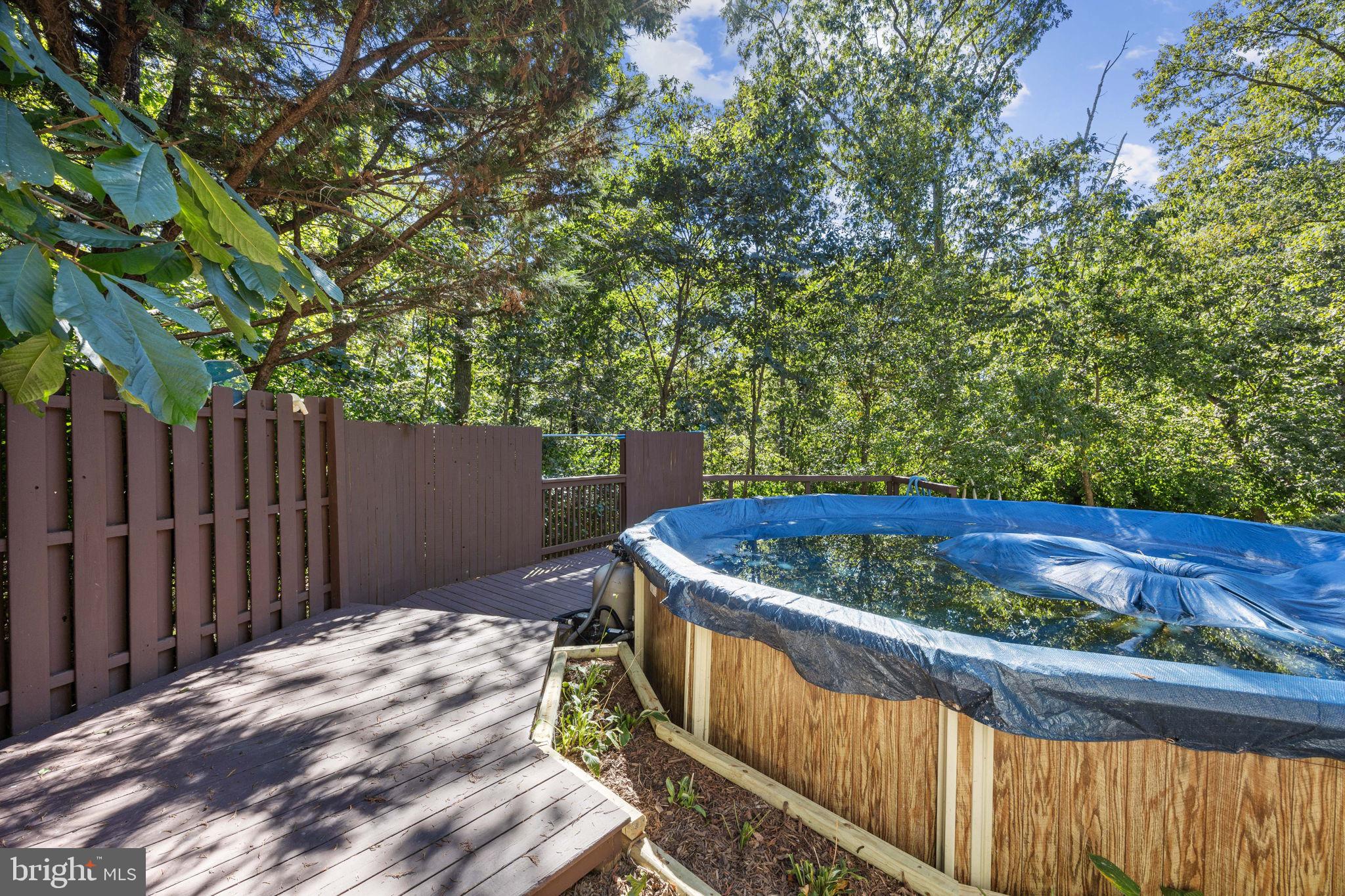 THREE RUN WOODS - Residential