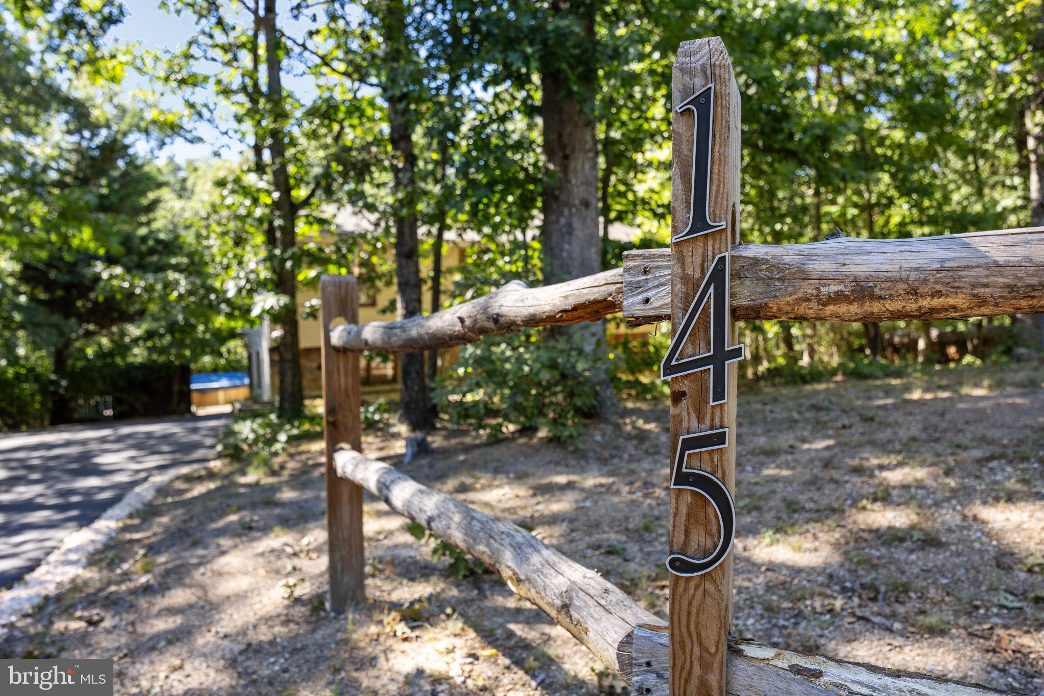 THREE RUN WOODS - Residential