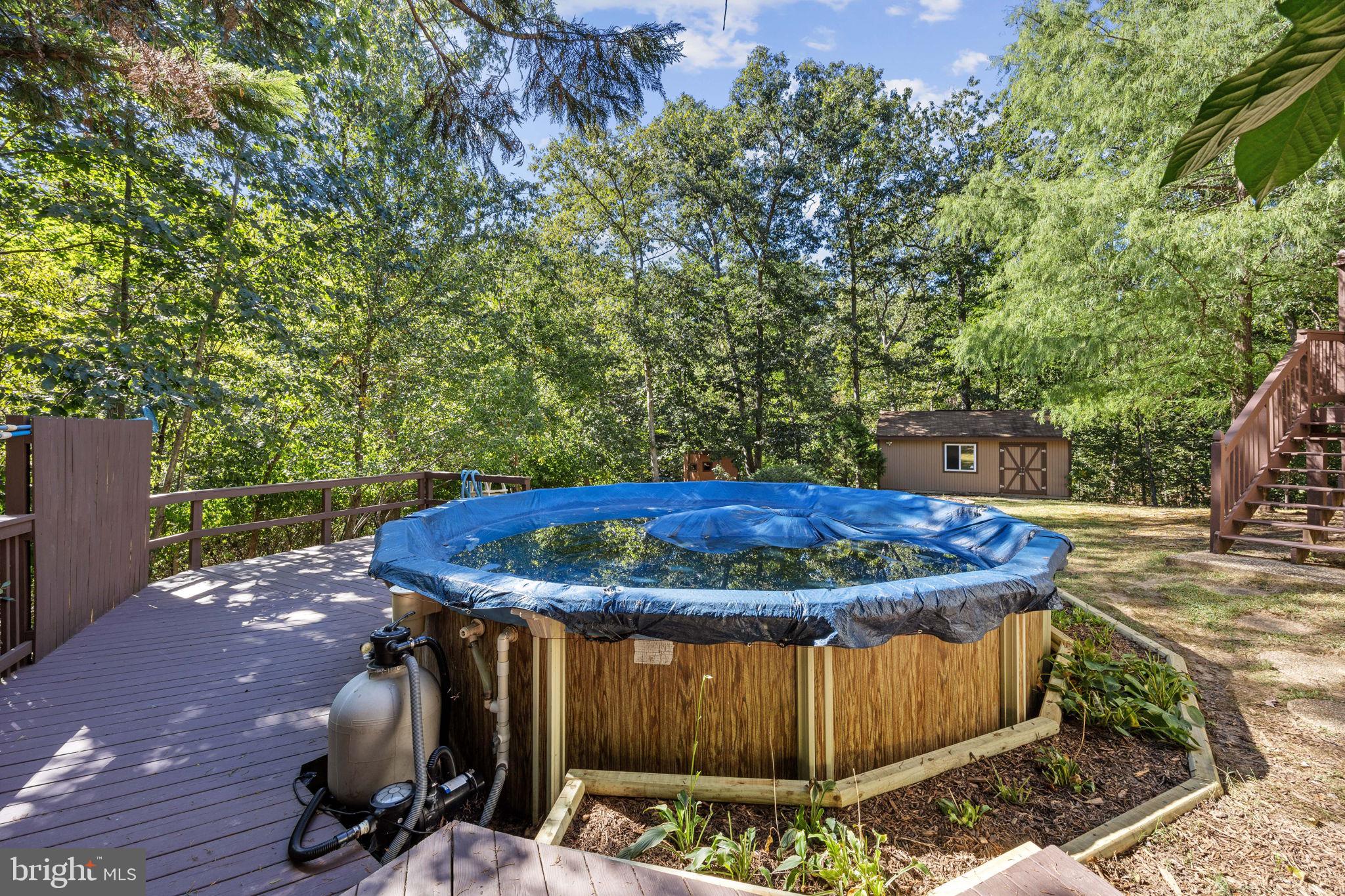 THREE RUN WOODS - Residential