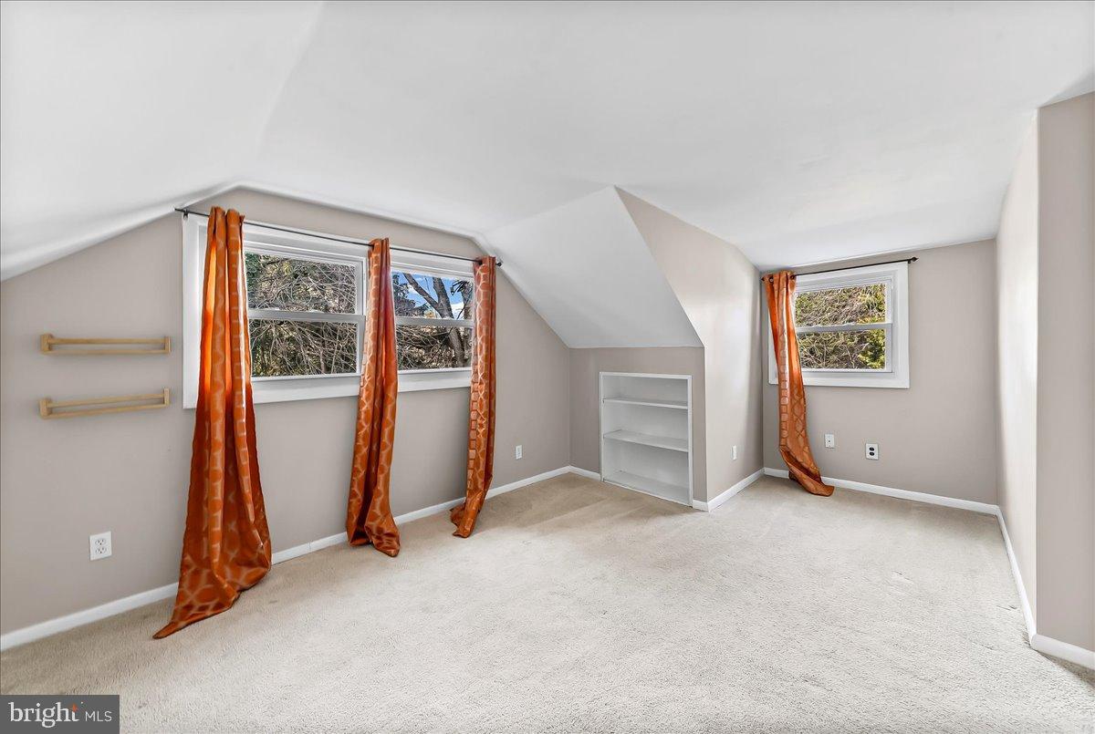 RIDDLEWOOD - Residential