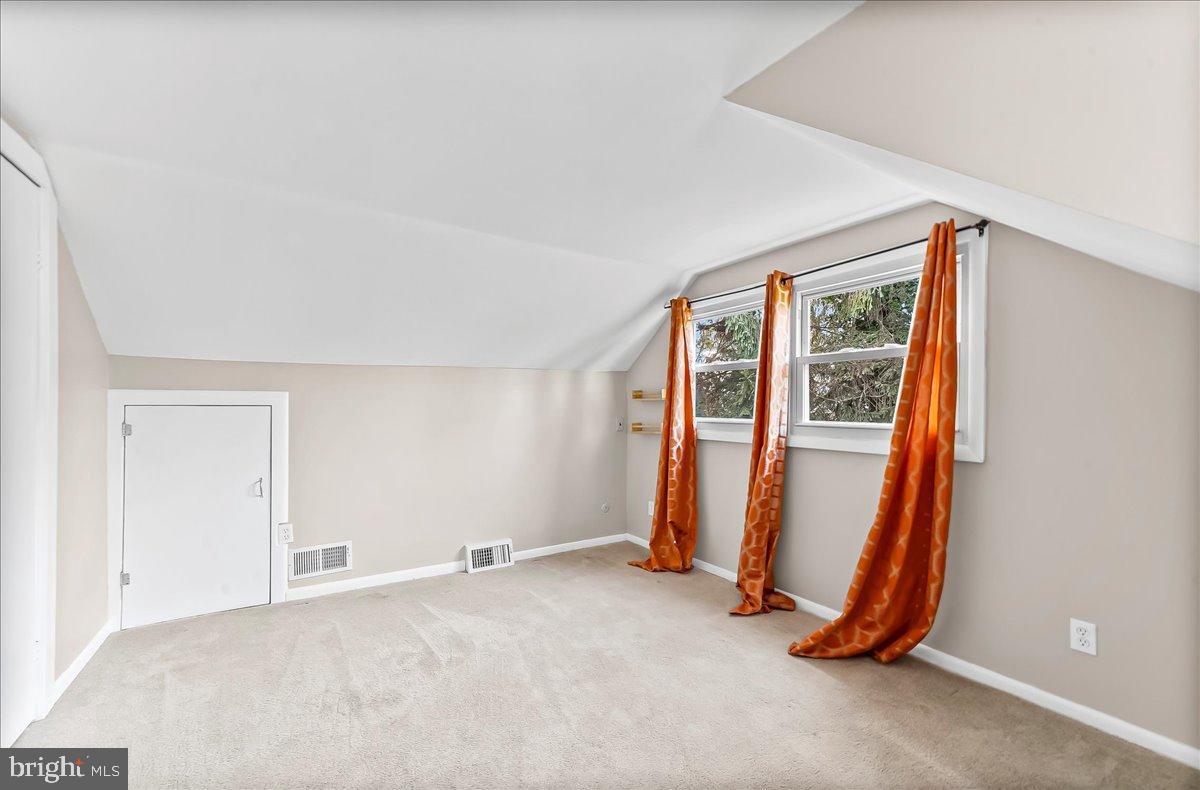 RIDDLEWOOD - Residential