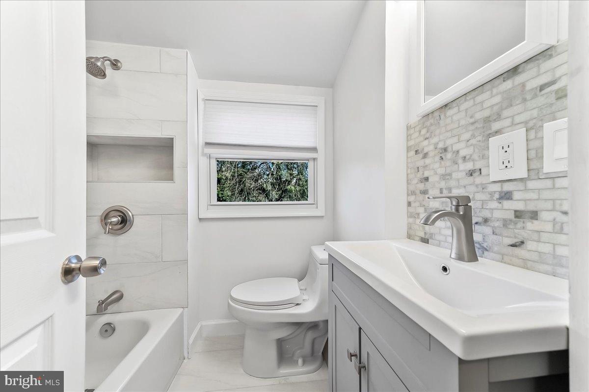 RIDDLEWOOD - Residential