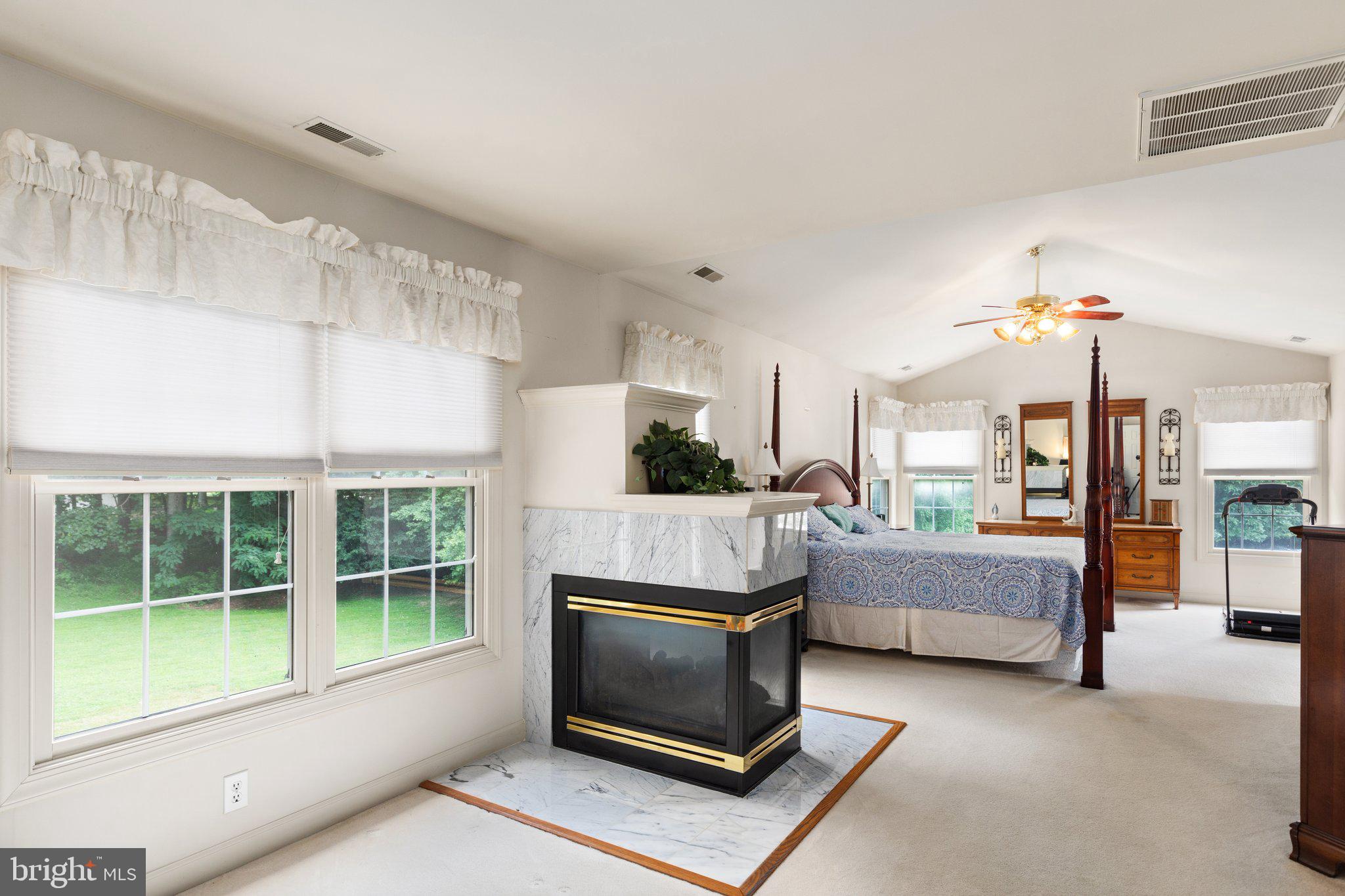 GOLD MINE CROSSING - Residential