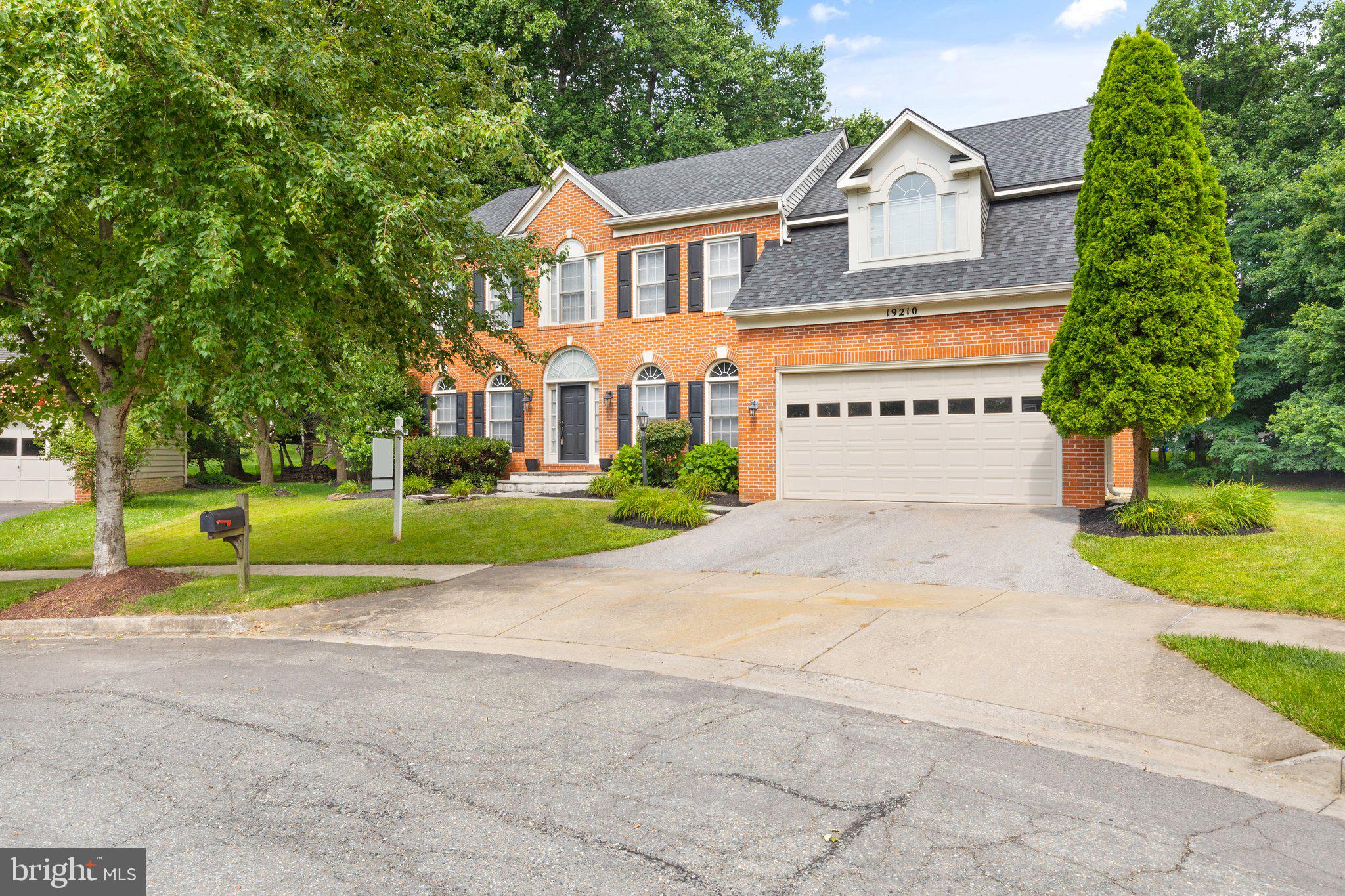 GOLD MINE CROSSING - Residential