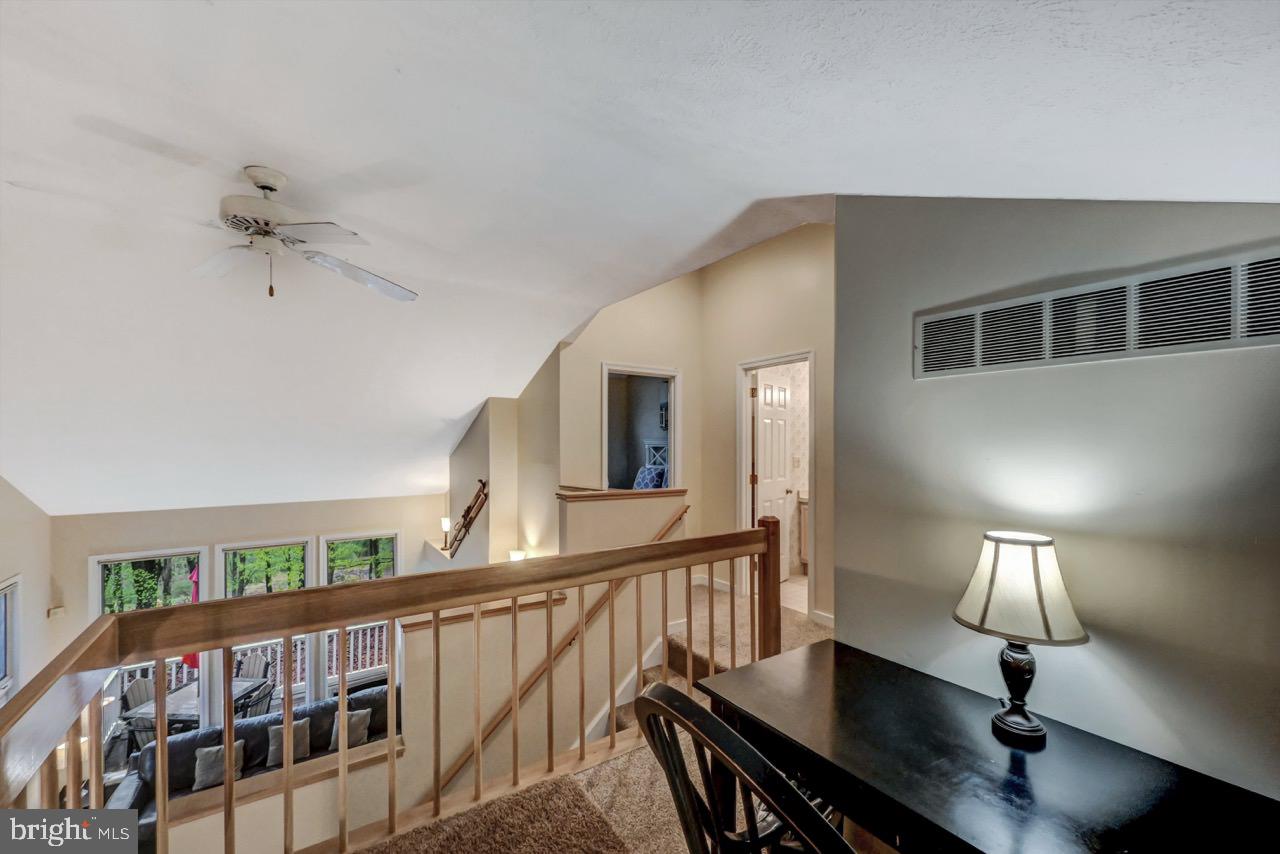 LAURELWOODS - Residential