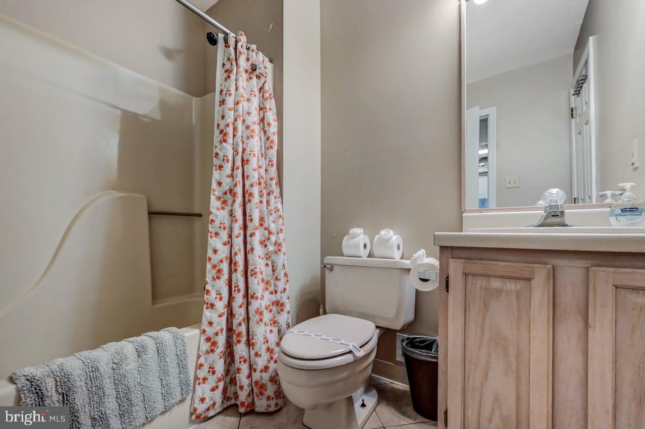 LAURELWOODS - Residential