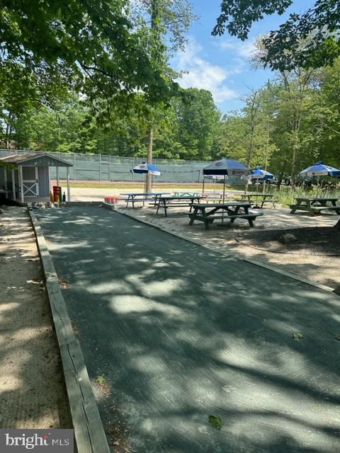 LAURELWOODS - Residential