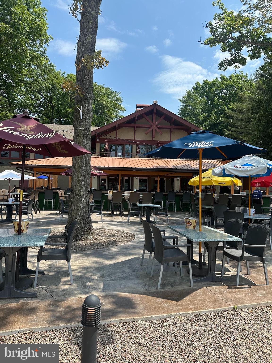 LAURELWOODS - Residential