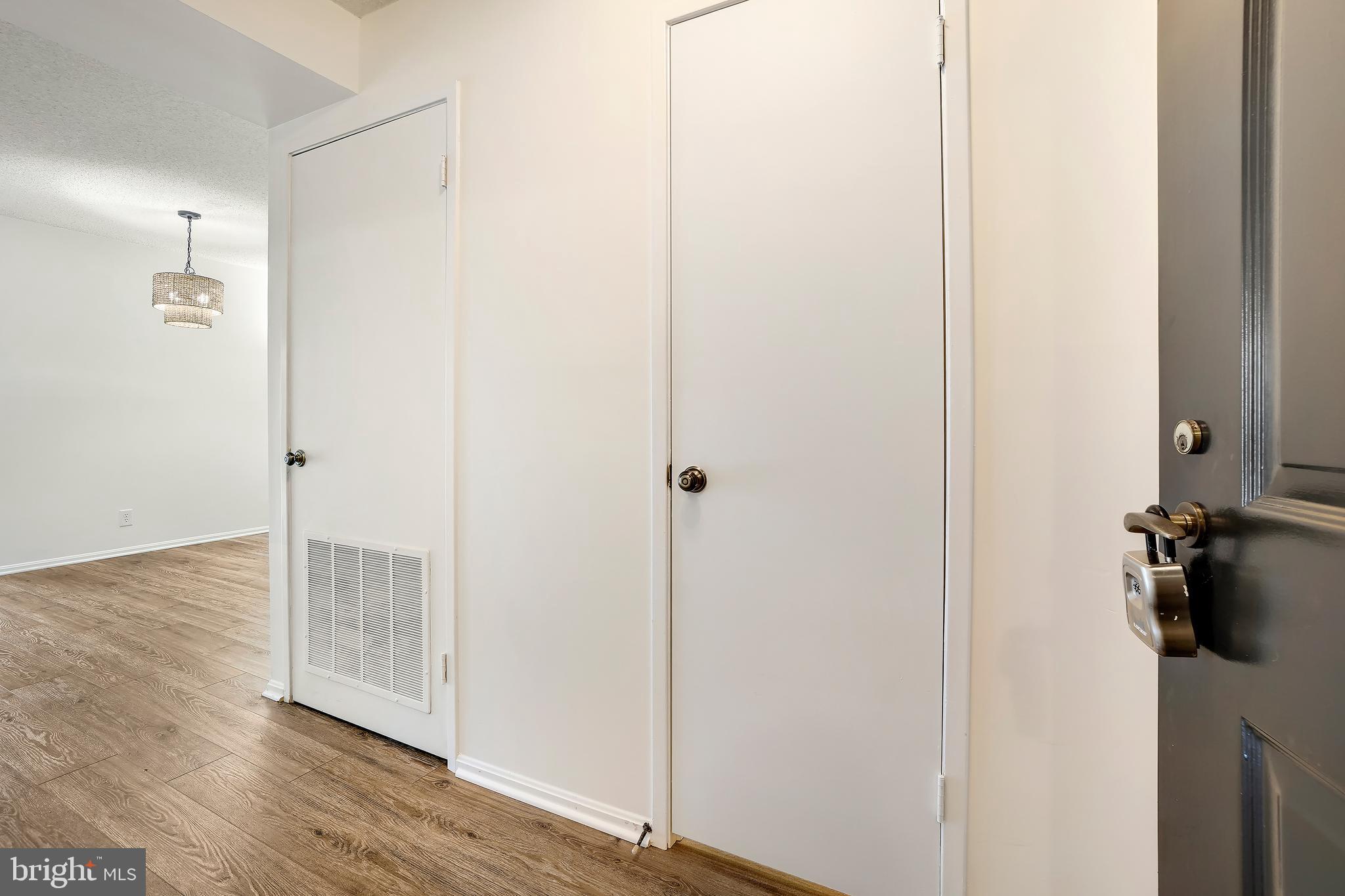 MONTEBELLO - Residential