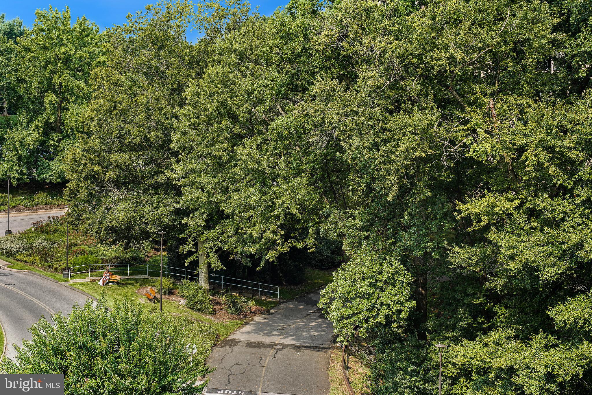 MONTEBELLO - Residential