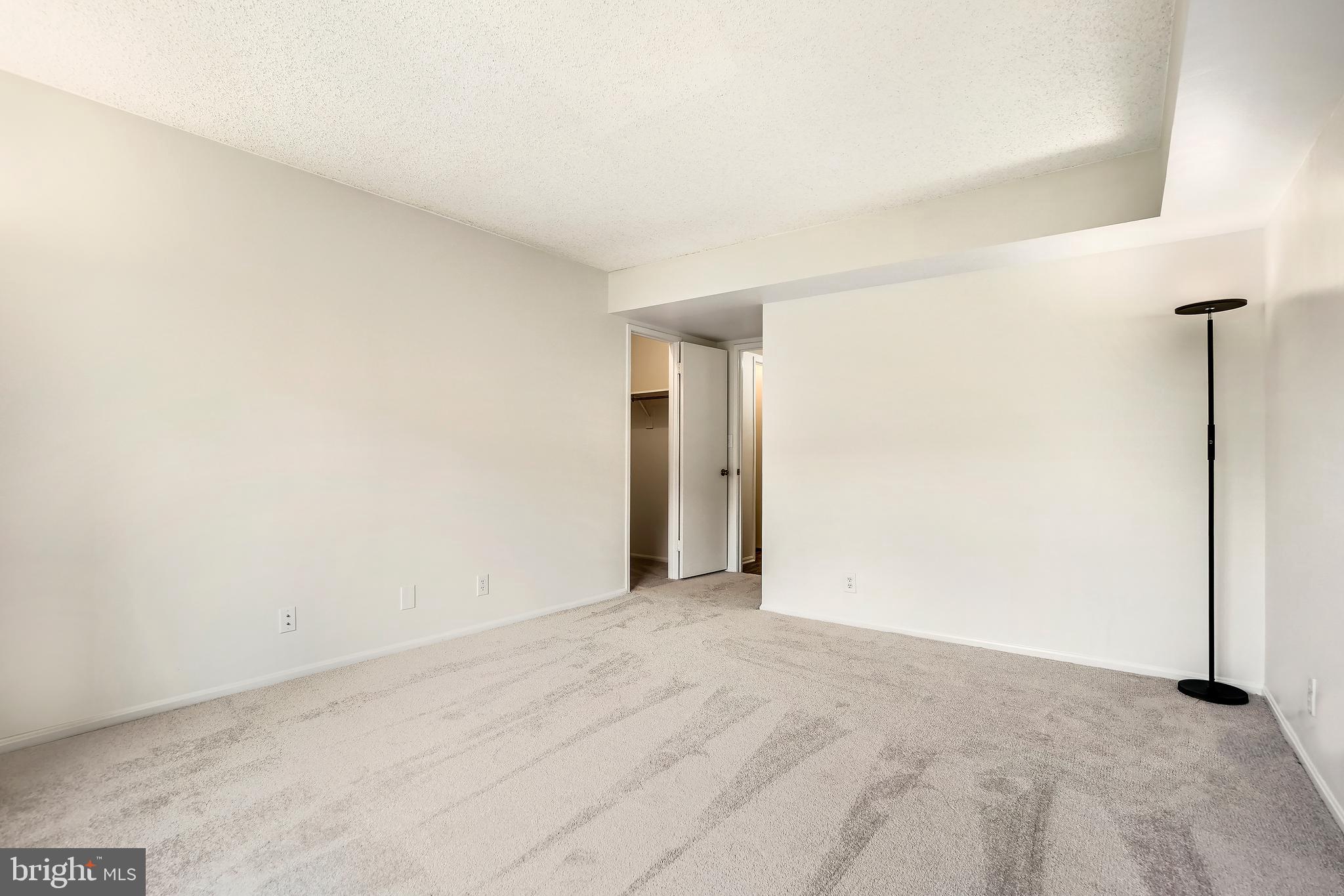 MONTEBELLO - Residential