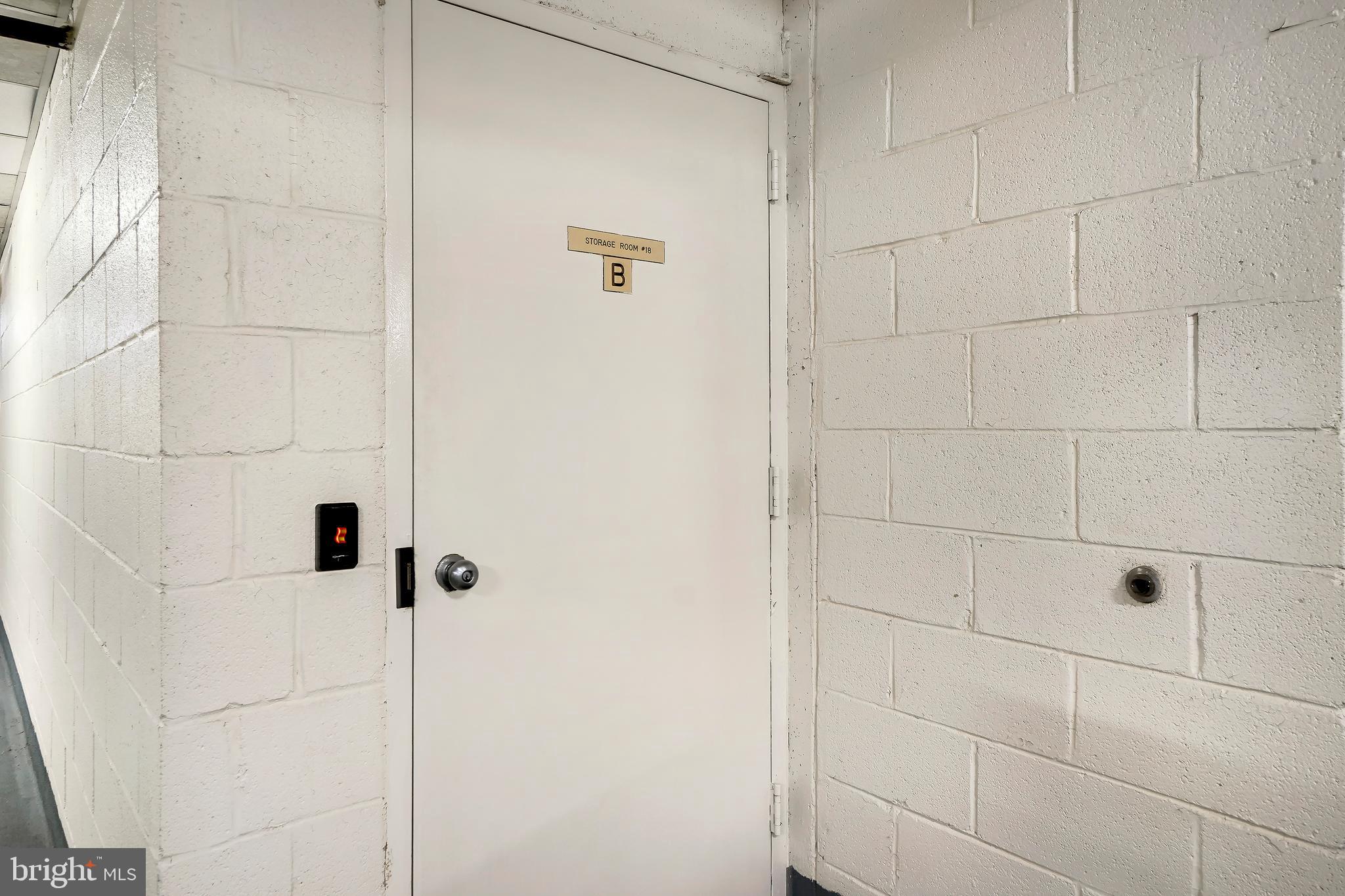 MONTEBELLO - Residential