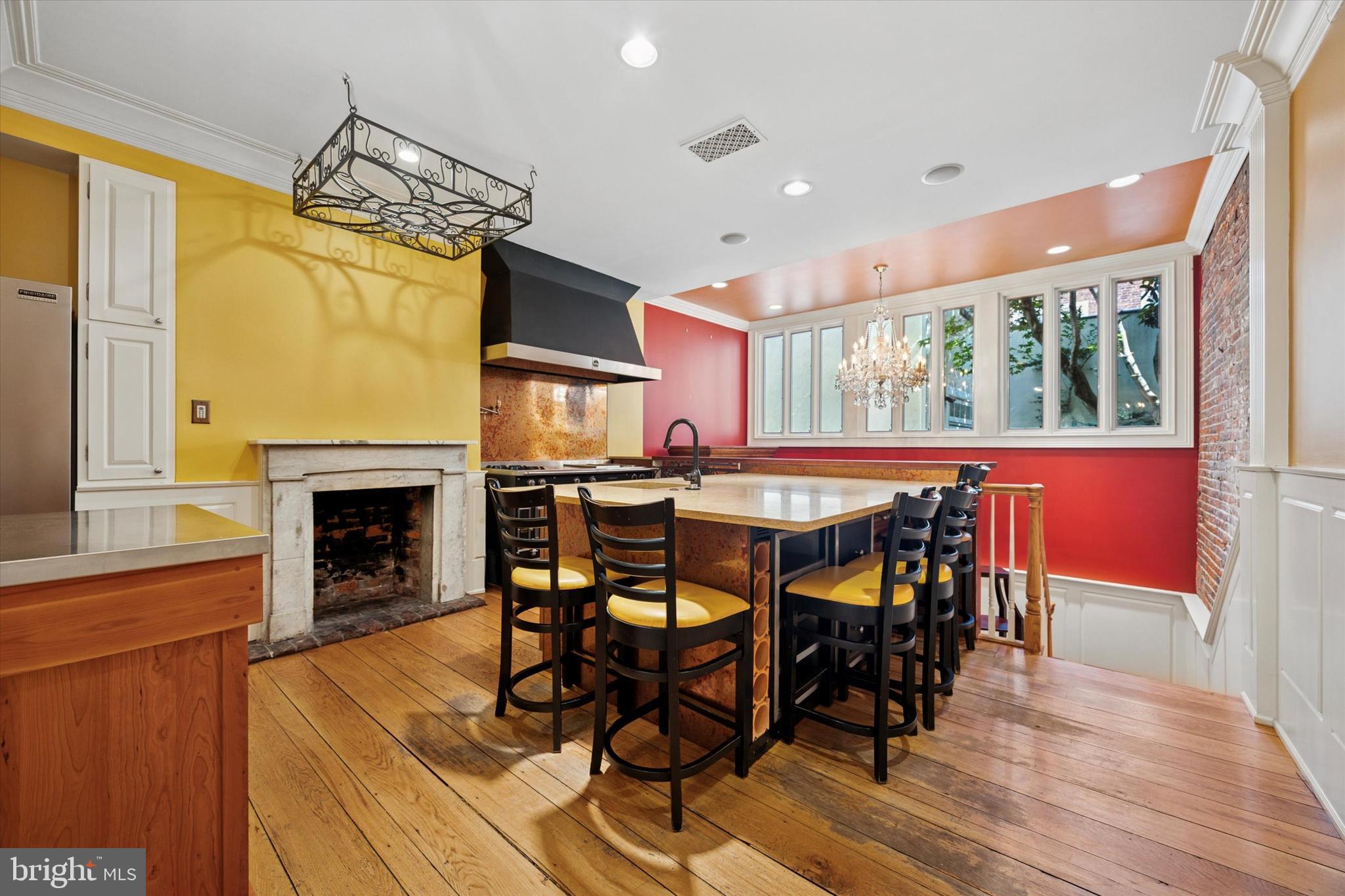 SOCIETY HILL - Residential Lease