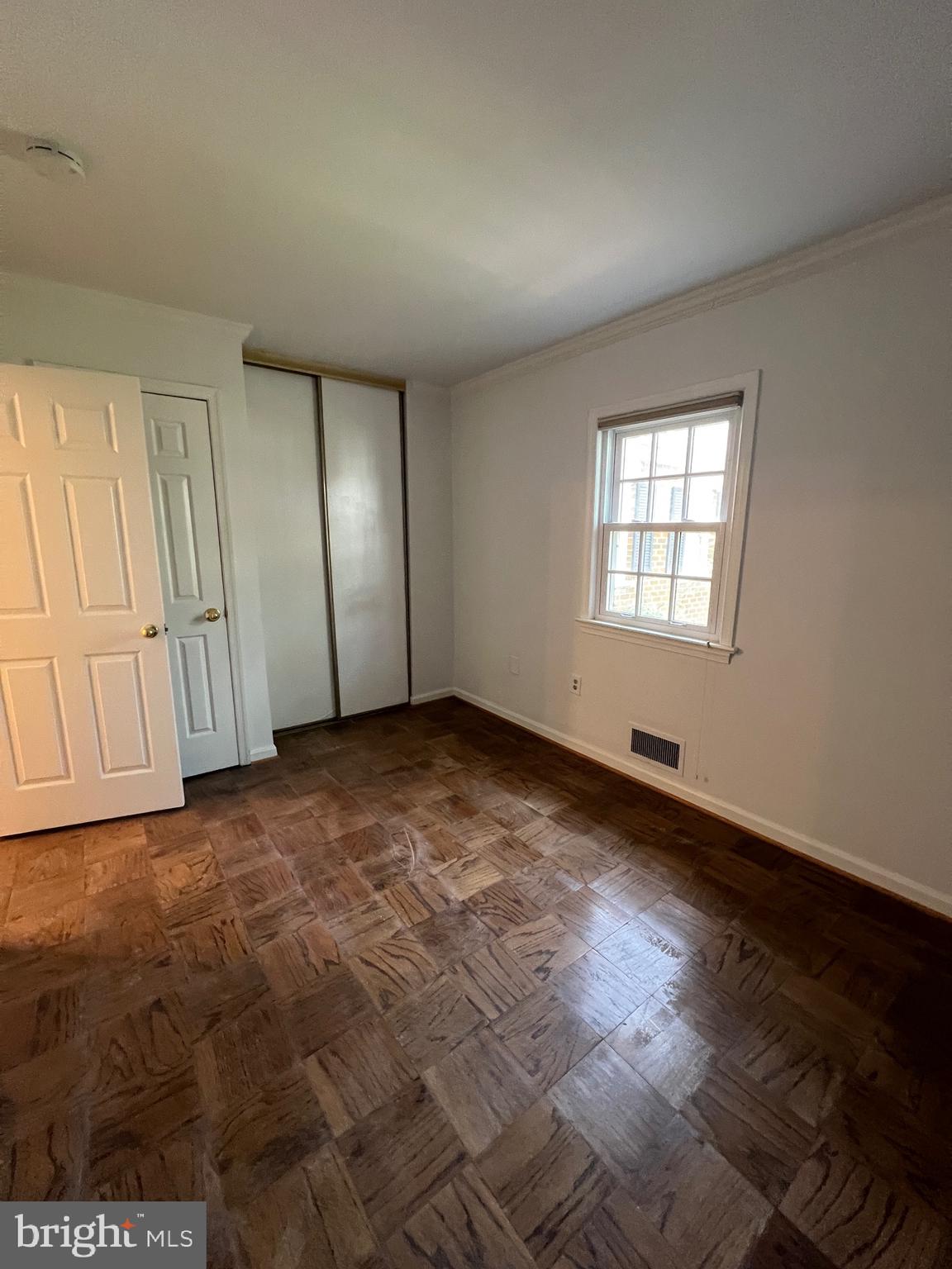 WATERGATE OF ALEXANDRIA - Residential Lease