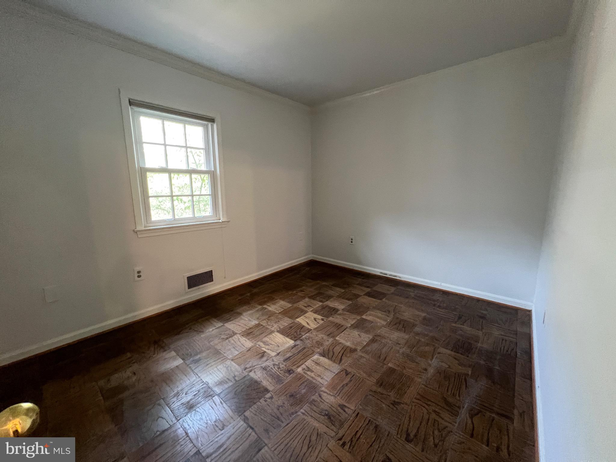 WATERGATE OF ALEXANDRIA - Residential Lease