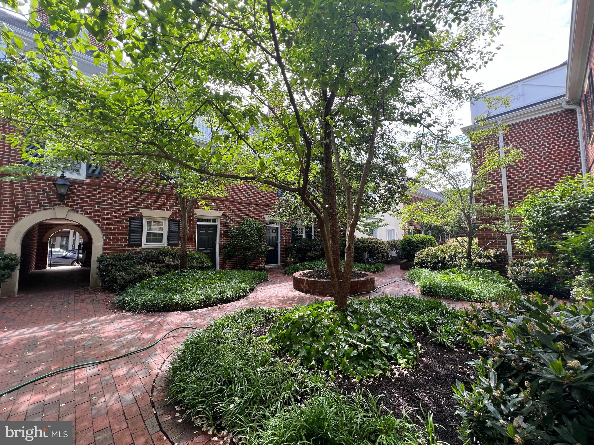 WATERGATE OF ALEXANDRIA - Residential Lease