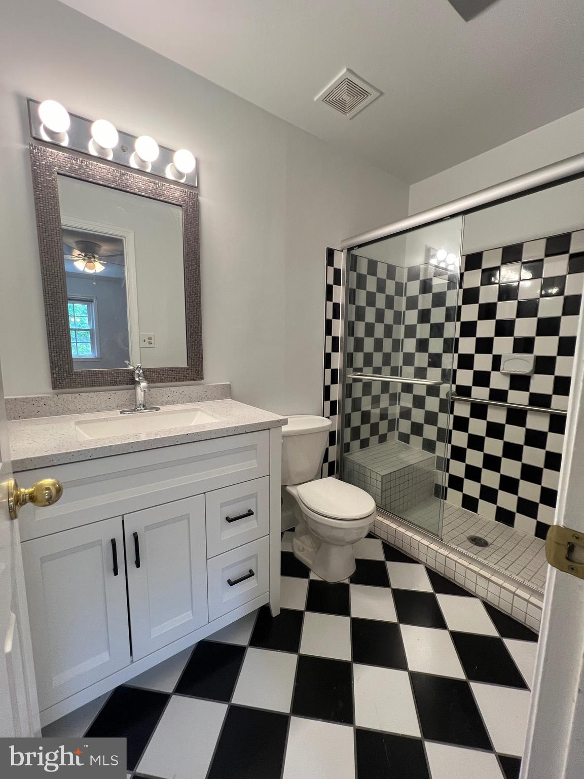 WATERGATE OF ALEXANDRIA - Residential Lease