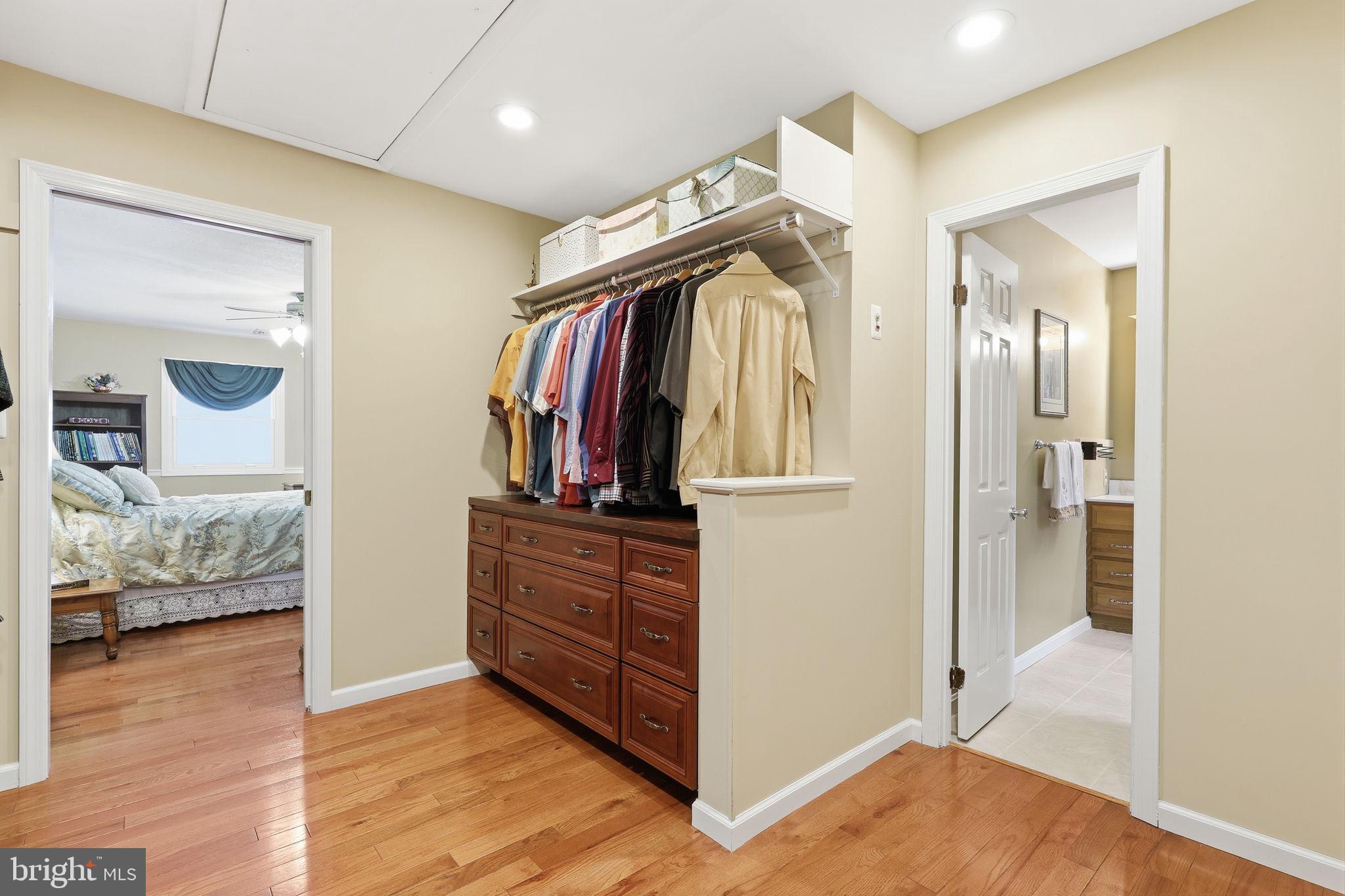 CLIVEDEN - Residential