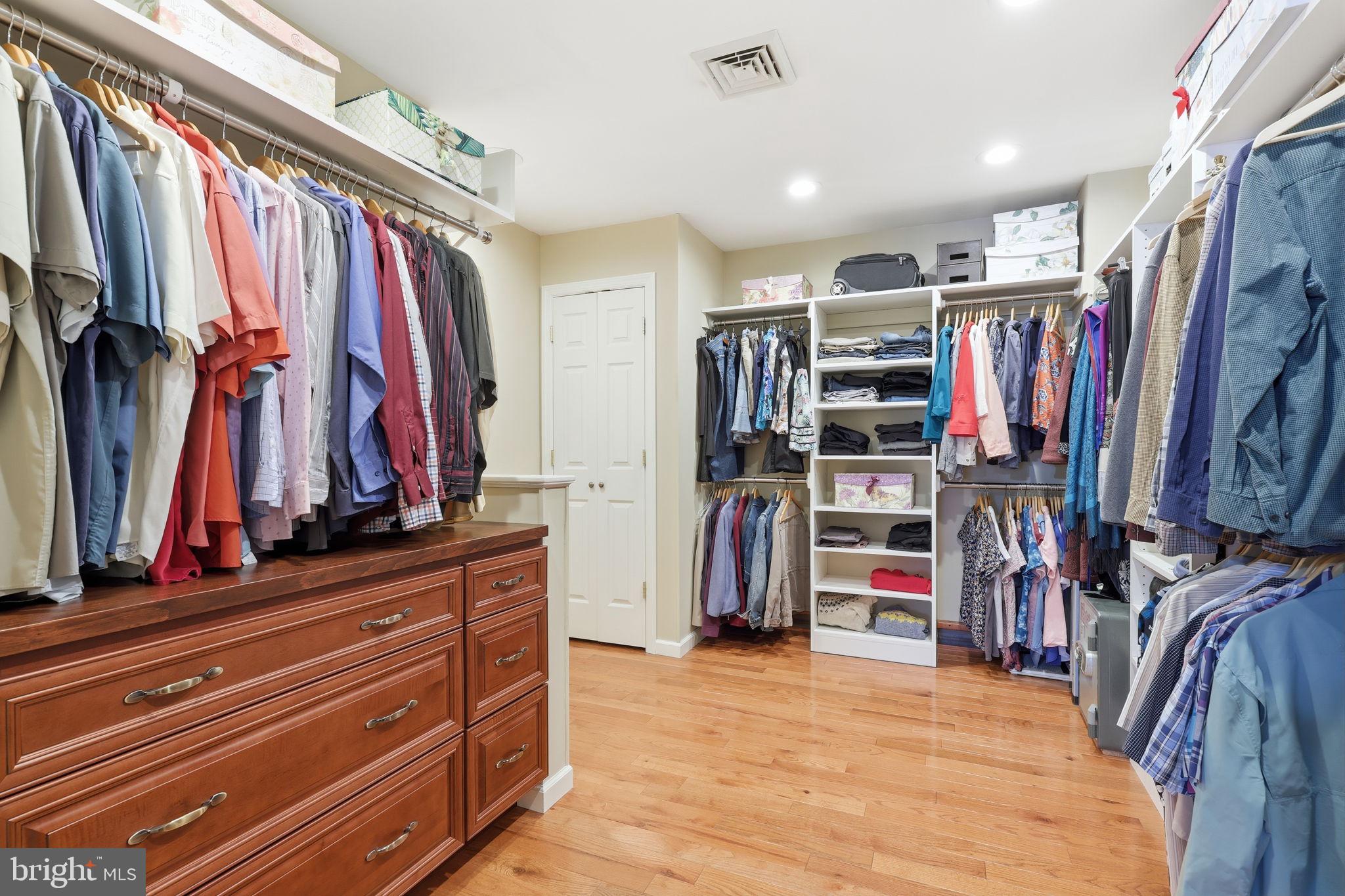 CLIVEDEN - Residential