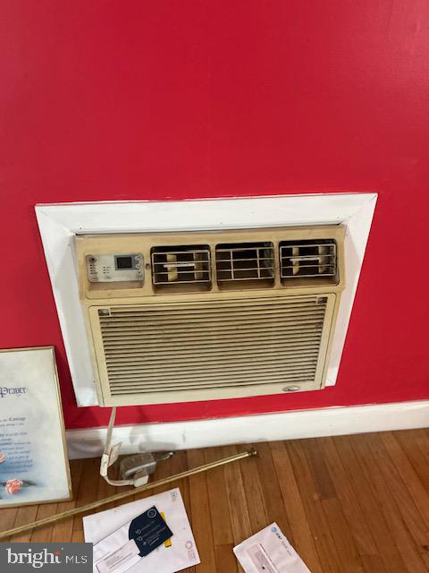 CRESAPTOWN - Residential