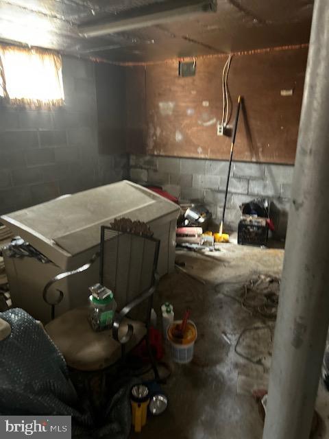 CRESAPTOWN - Residential