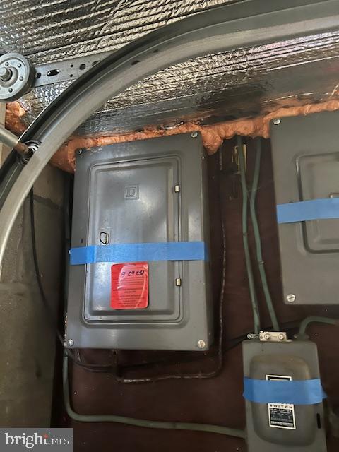 CRESAPTOWN - Residential