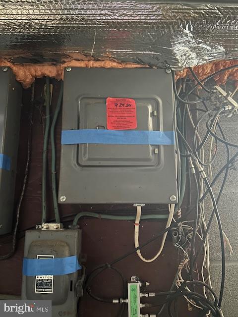 CRESAPTOWN - Residential