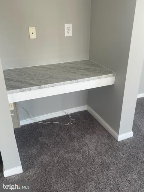 WINDSOR CROSSING - Residential