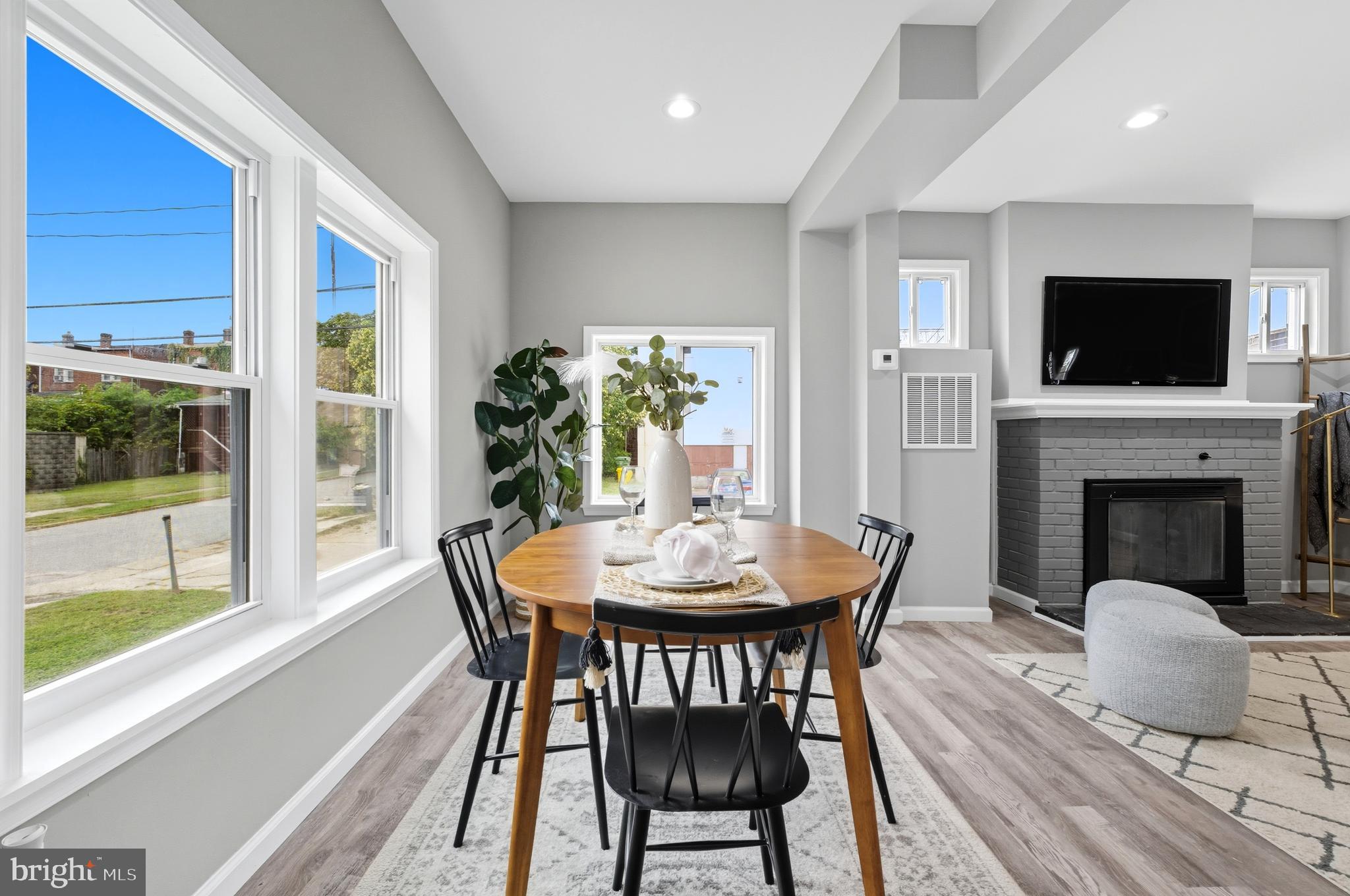 WOODHOME HEIGHTS - Residential