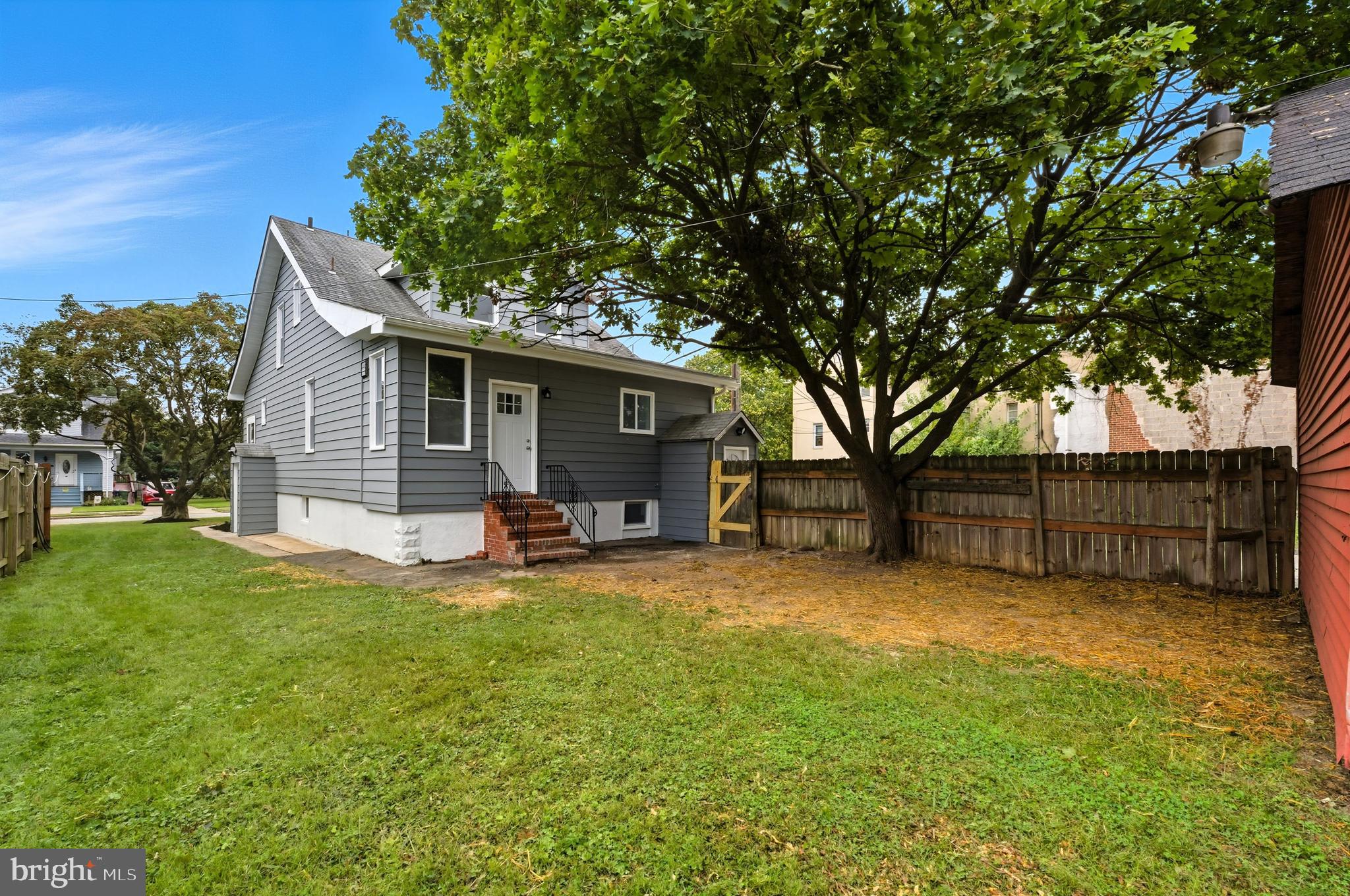 WOODHOME HEIGHTS - Residential