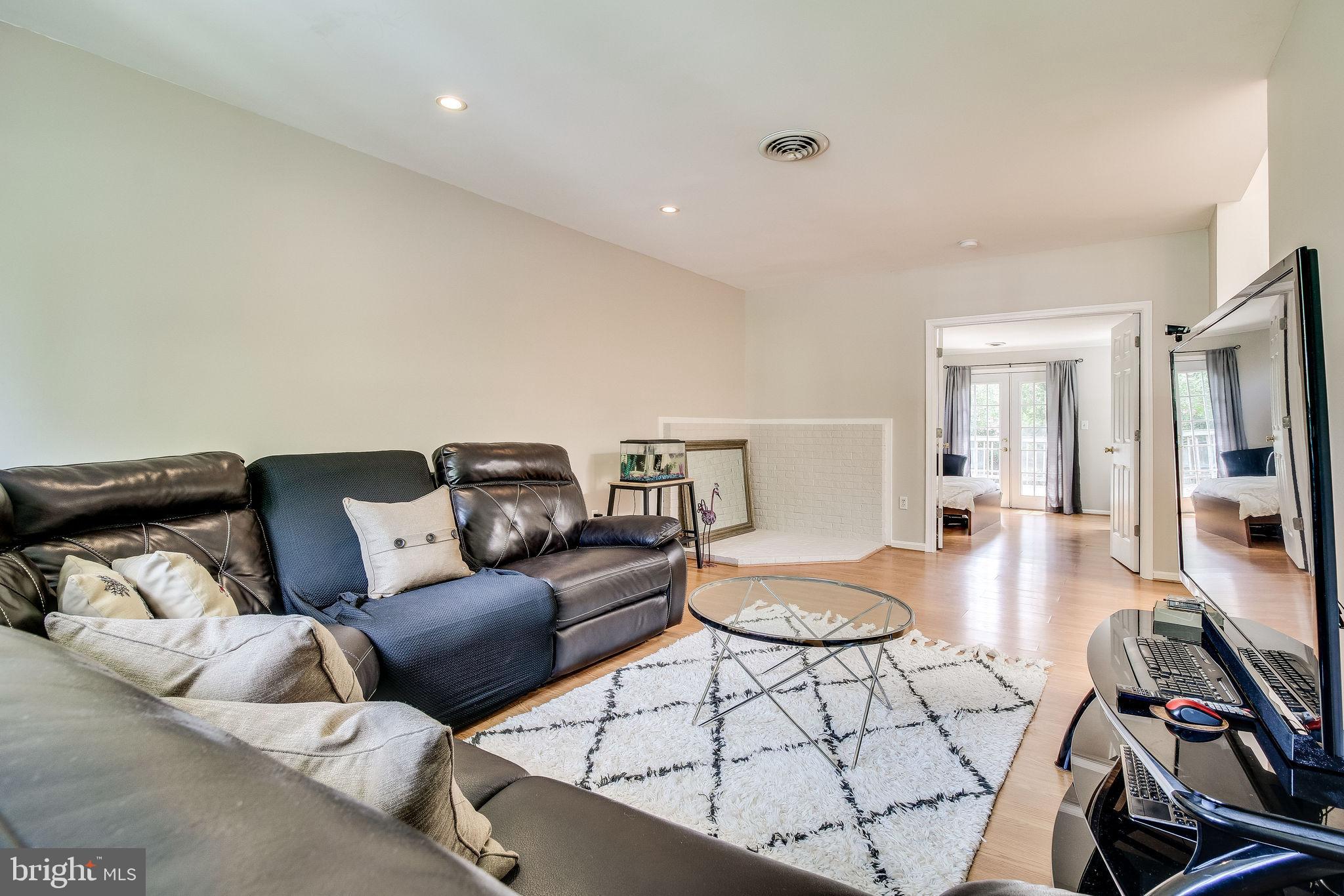 STRATFORD LANDING - Residential