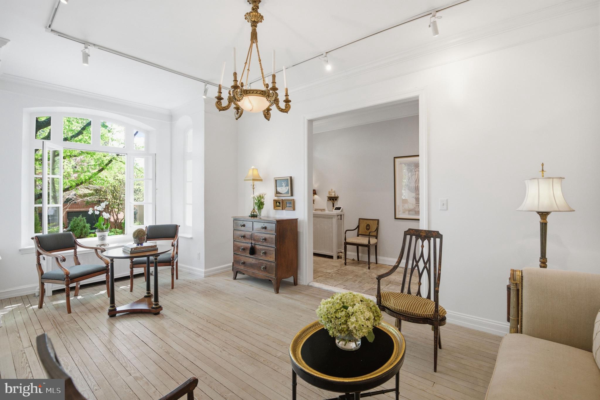 GEORGETOWN - Residential