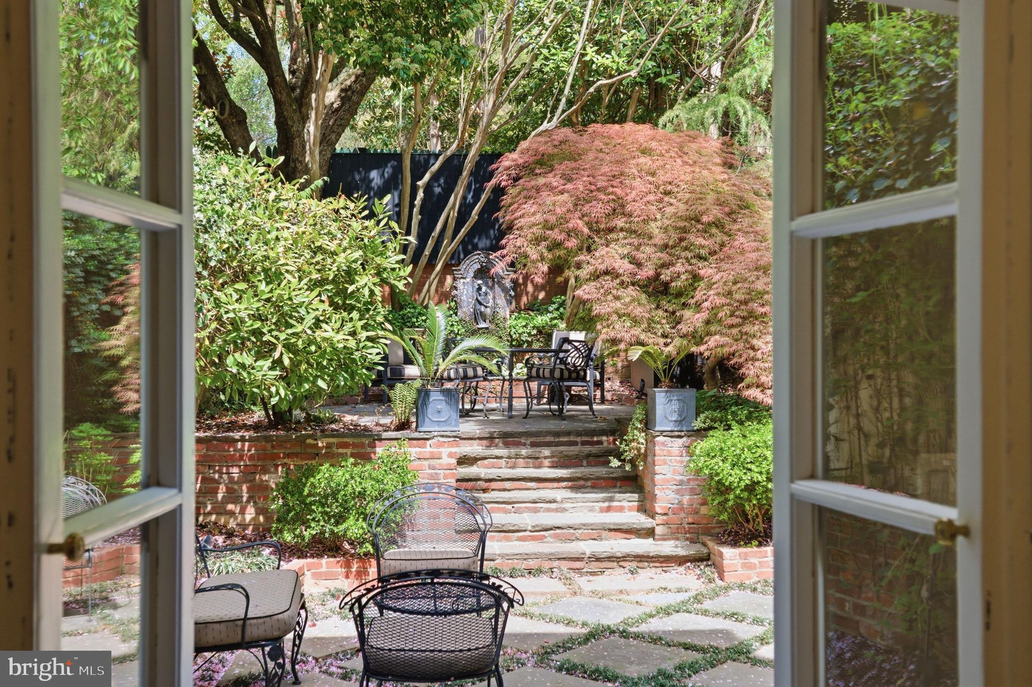 GEORGETOWN - Residential