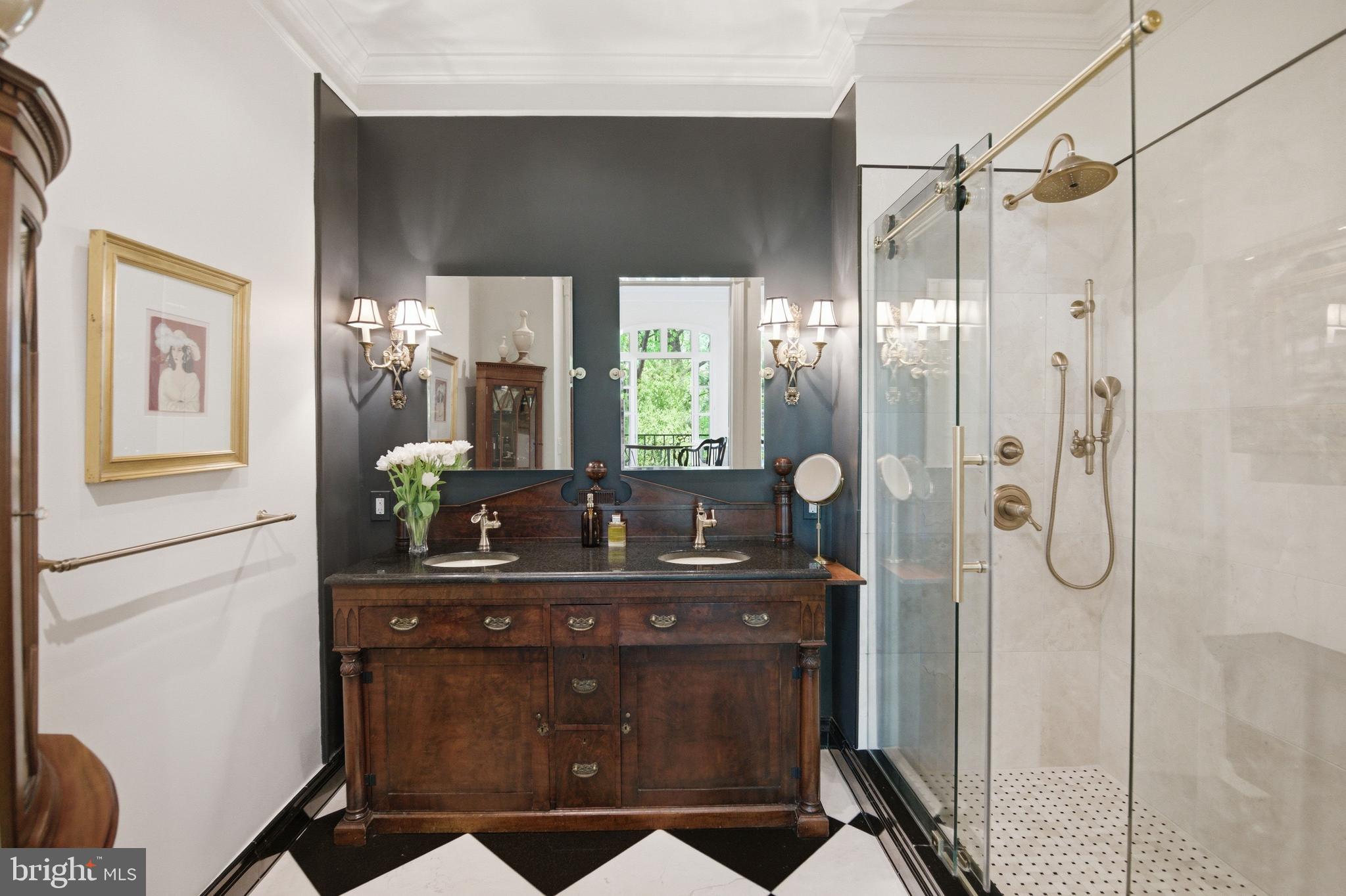 GEORGETOWN - Residential