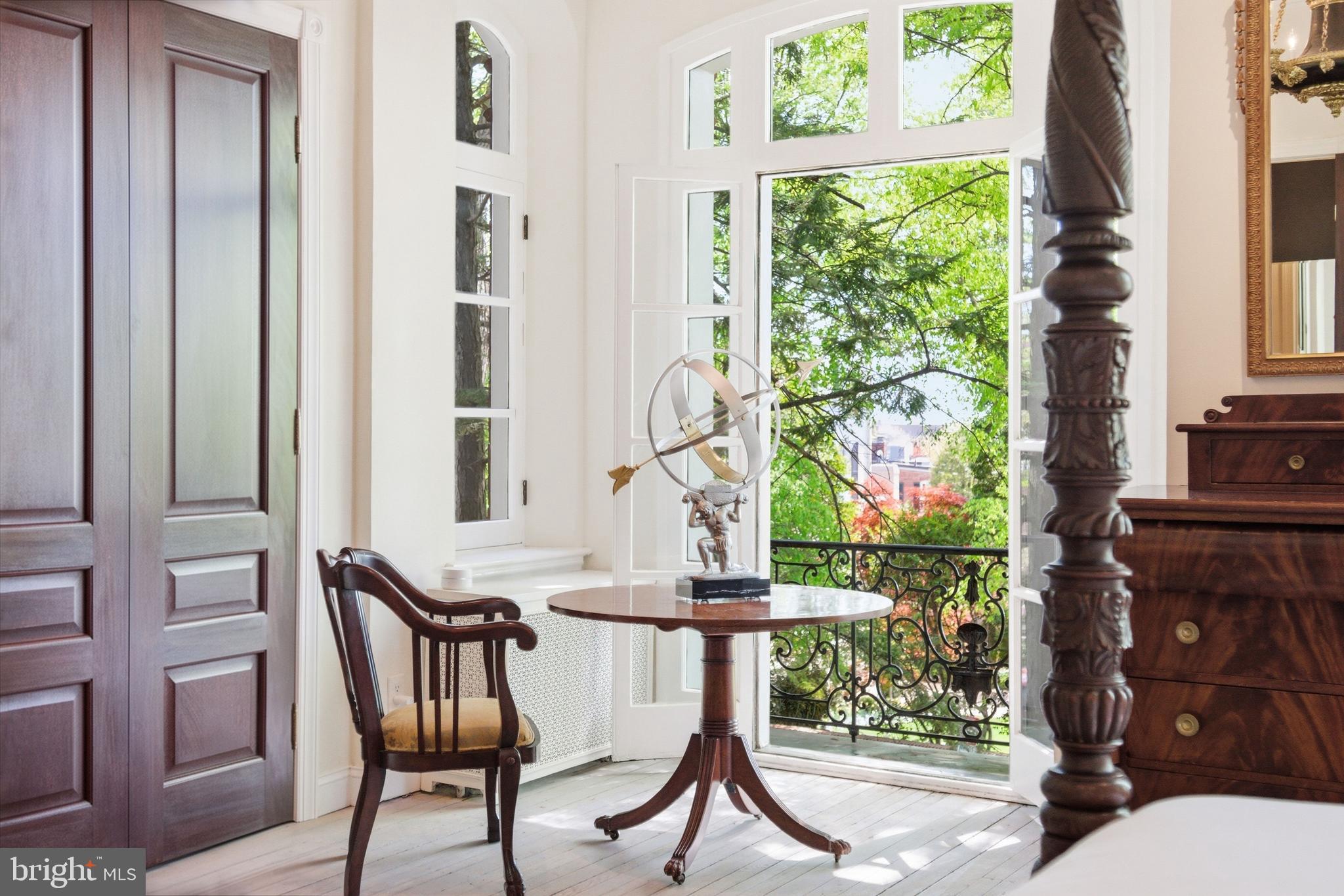 GEORGETOWN - Residential