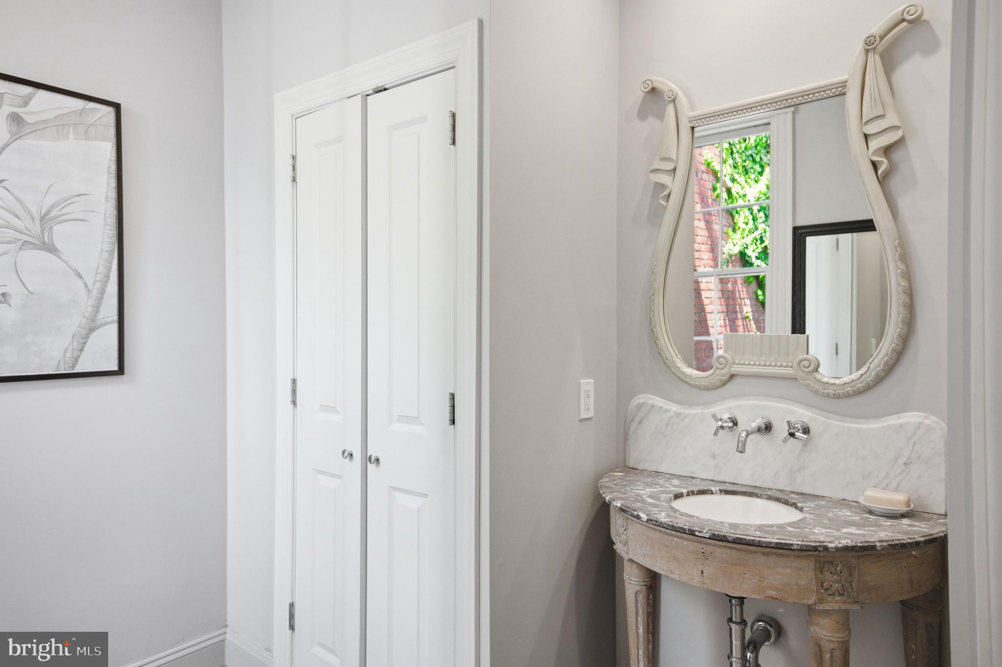 GEORGETOWN - Residential