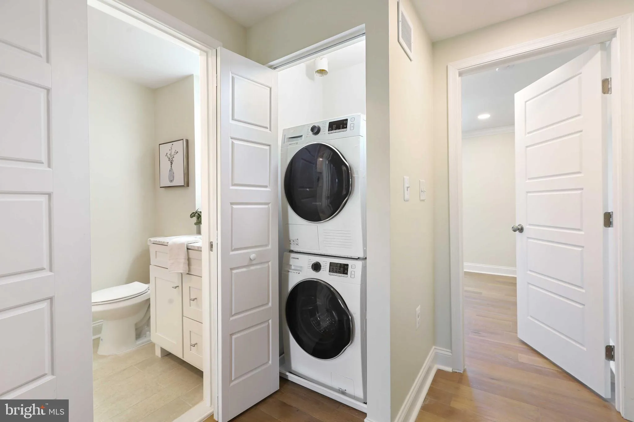 Baltimore, Maryland 21224, United States, 3 Bedrooms Bedrooms, ,3 BathroomsBathrooms,Residential,Active,85773