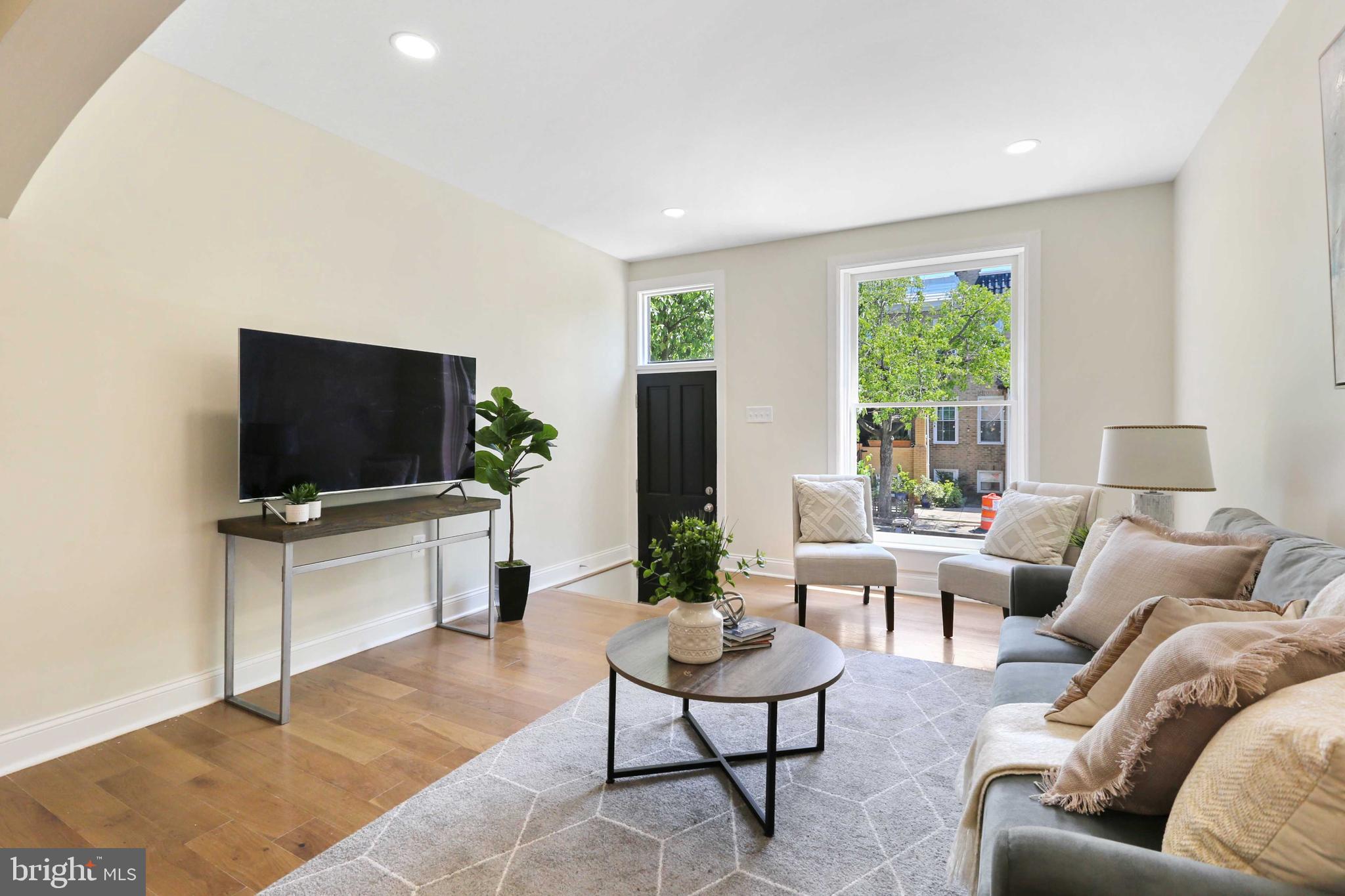 BREWERS HILL HISTORIC DISTRICT - Residential Lease